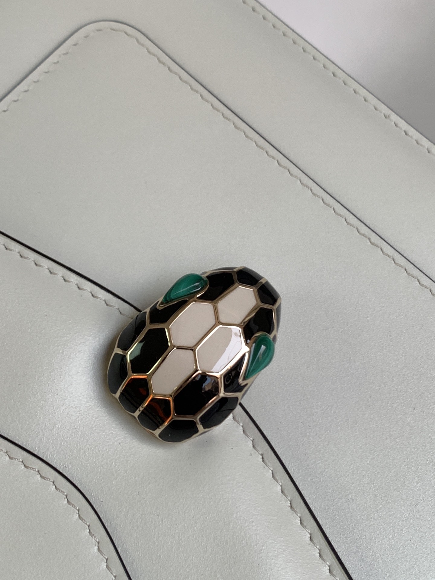 B*l*ai serpenti forever bag-22.5*18.5*1cm