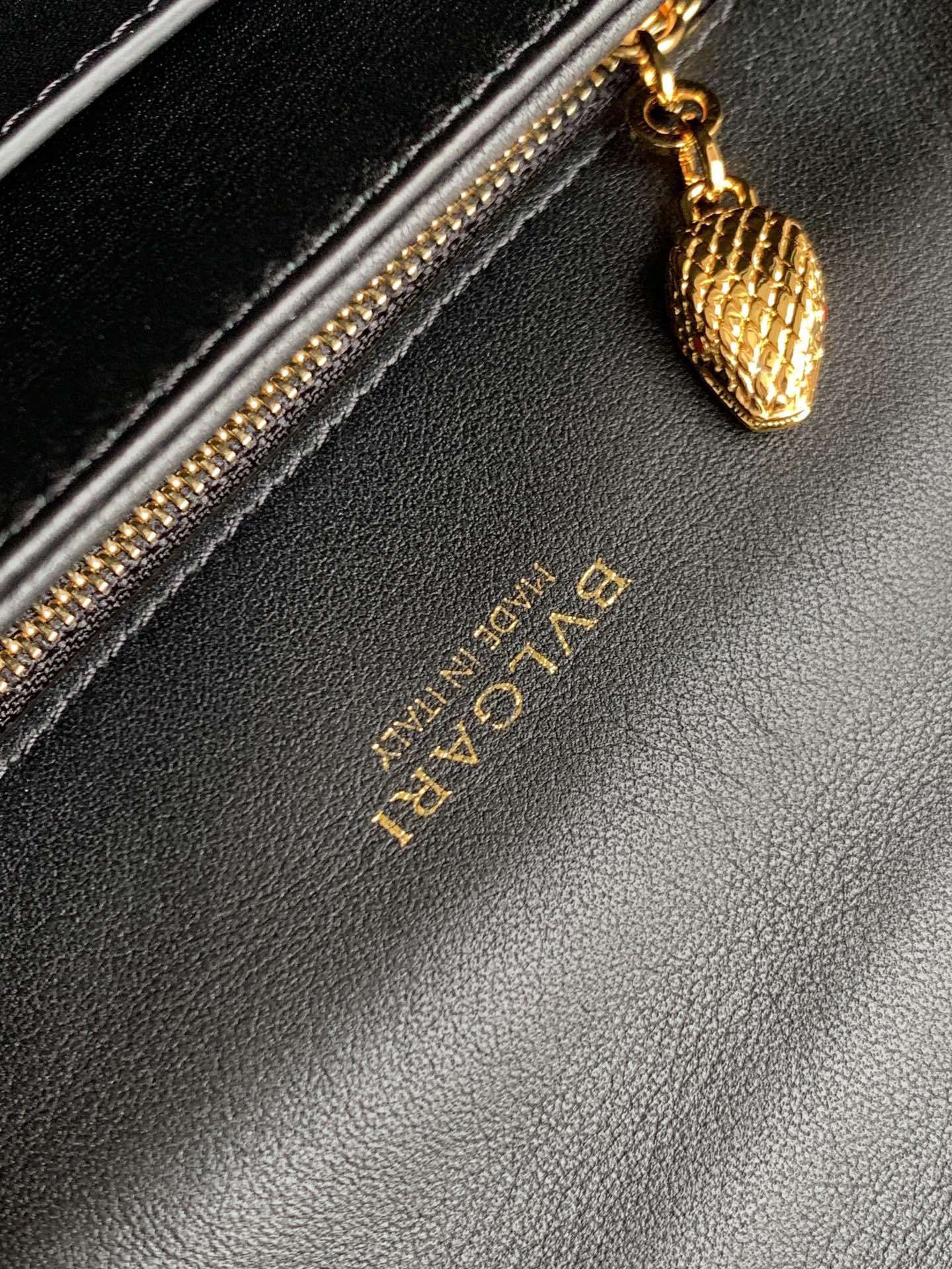 B*l*ai serpenti reverse-22.5*15*7cm