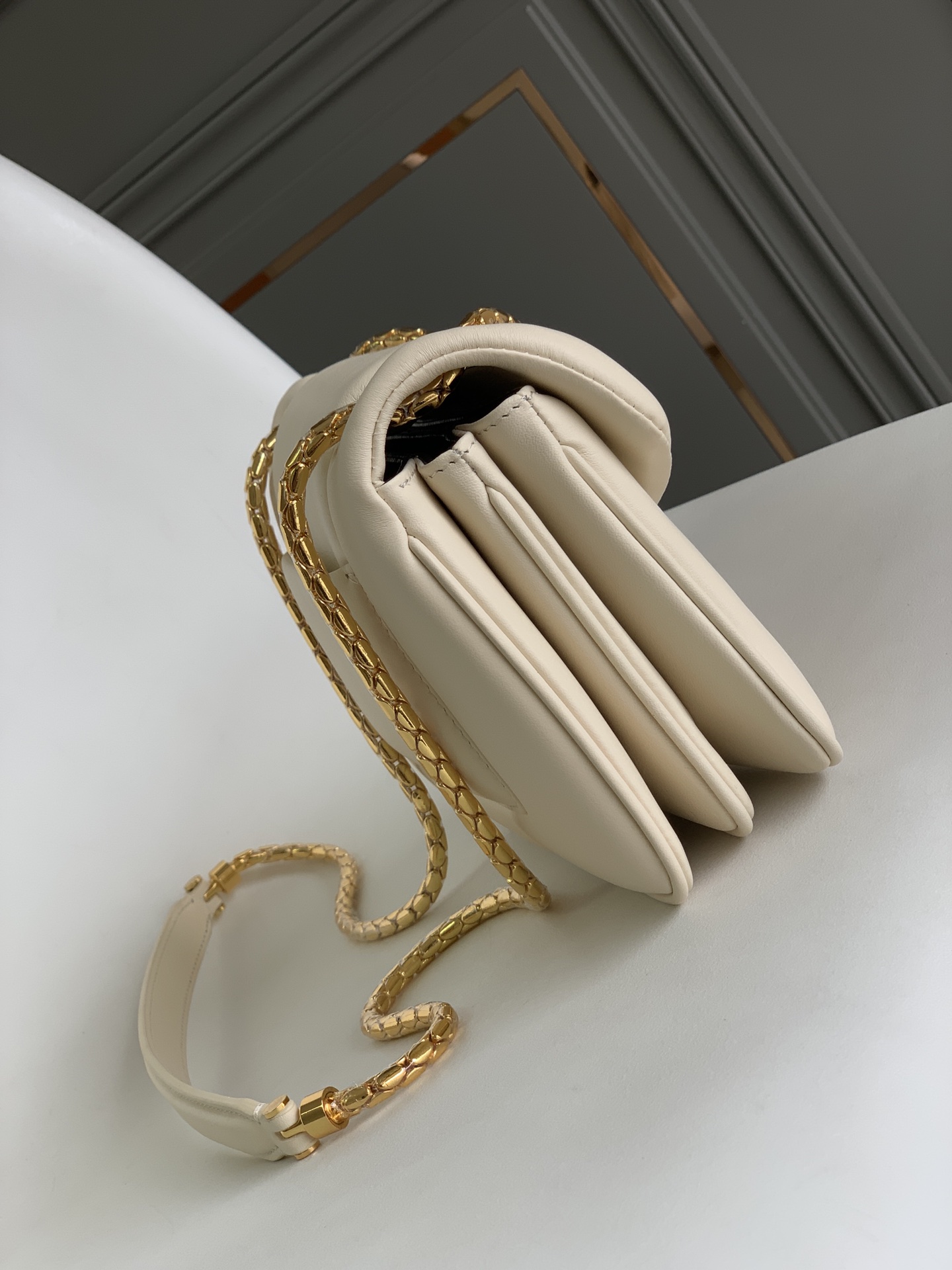 B*l*ai serpenti reverse-22.5*15*7cm