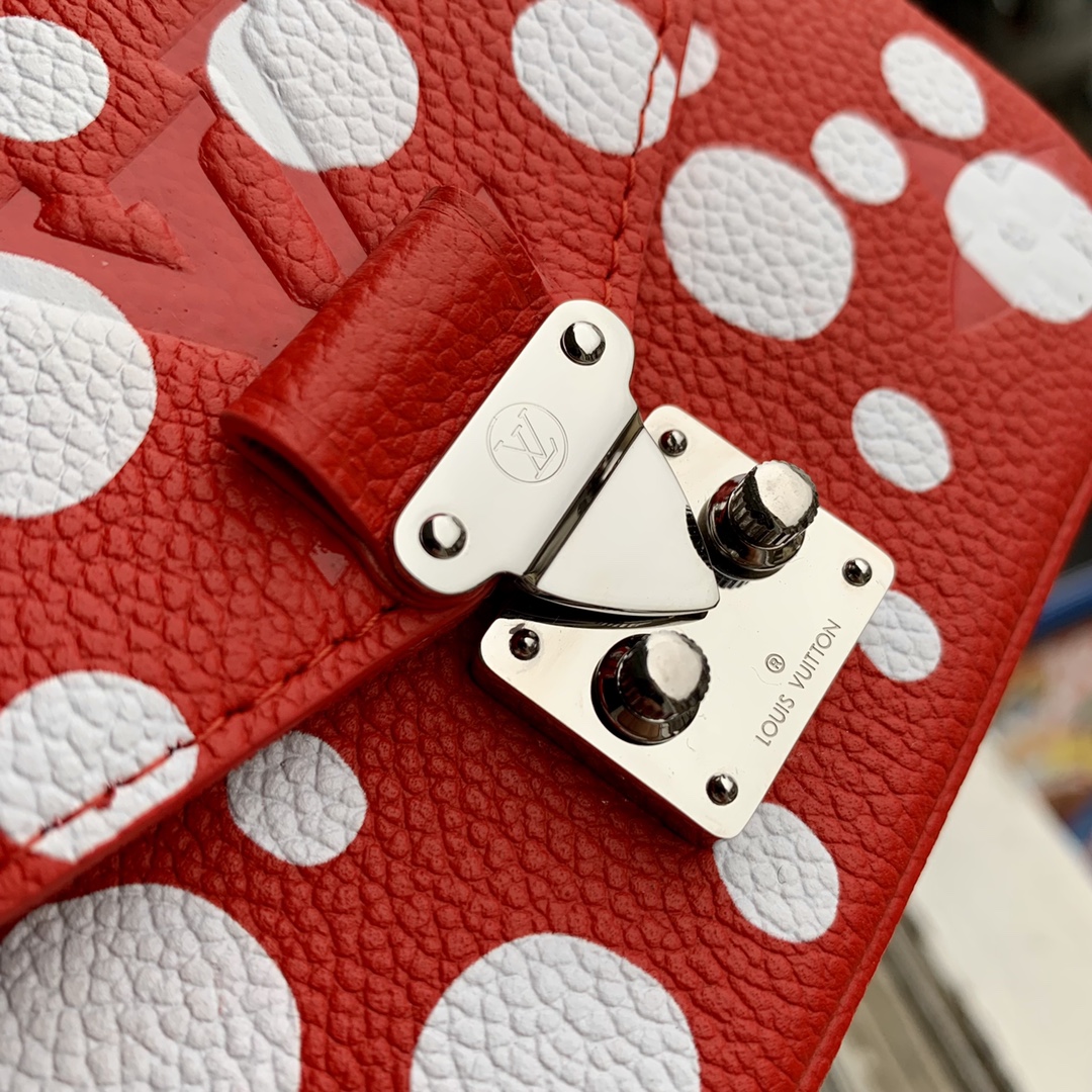 l**is V*t*n micro metis handbags-14*11* 3.5 cm