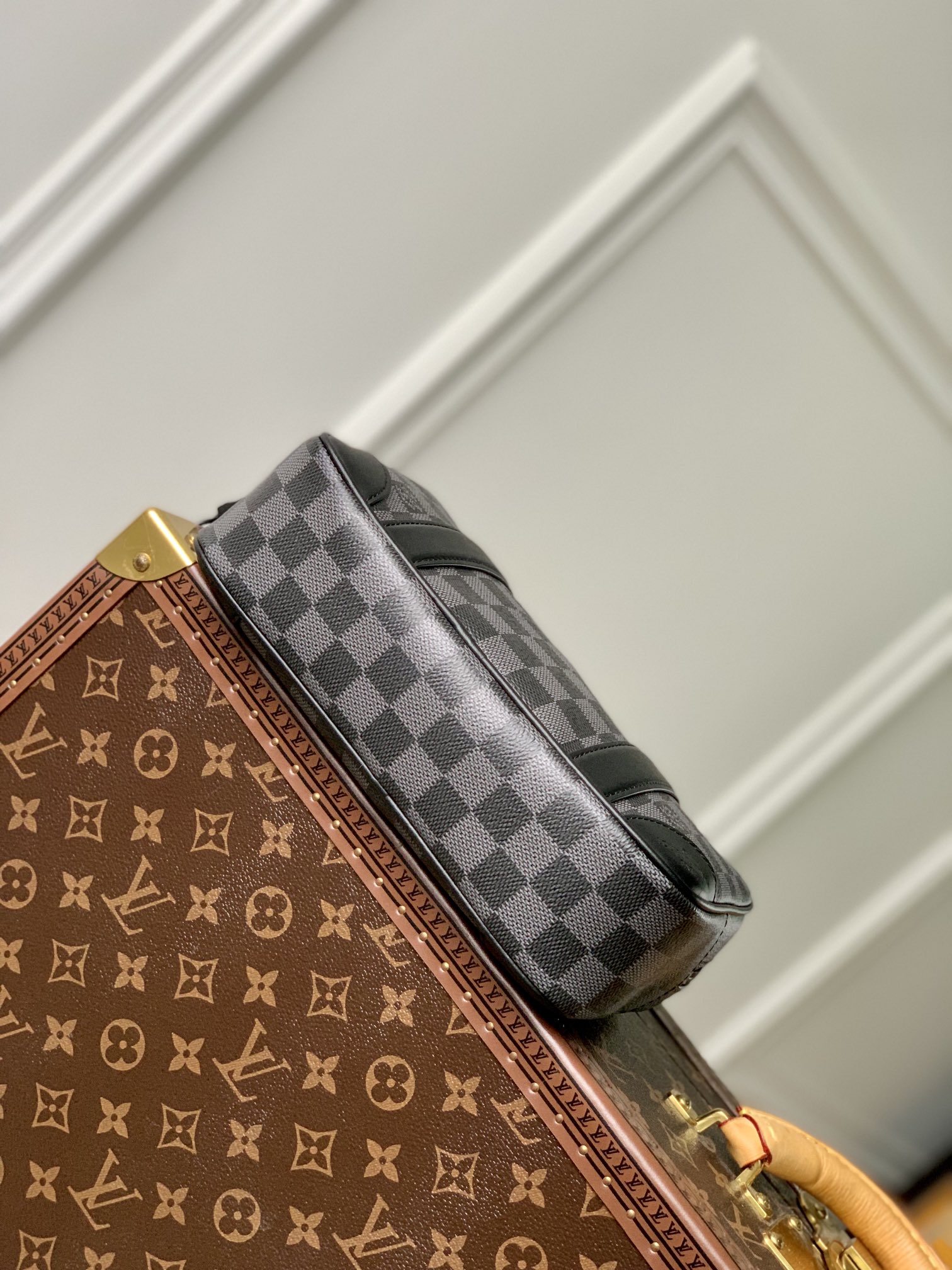 l**is V*t*n pochette kasai -25 x 15.5 x 6.5 cm