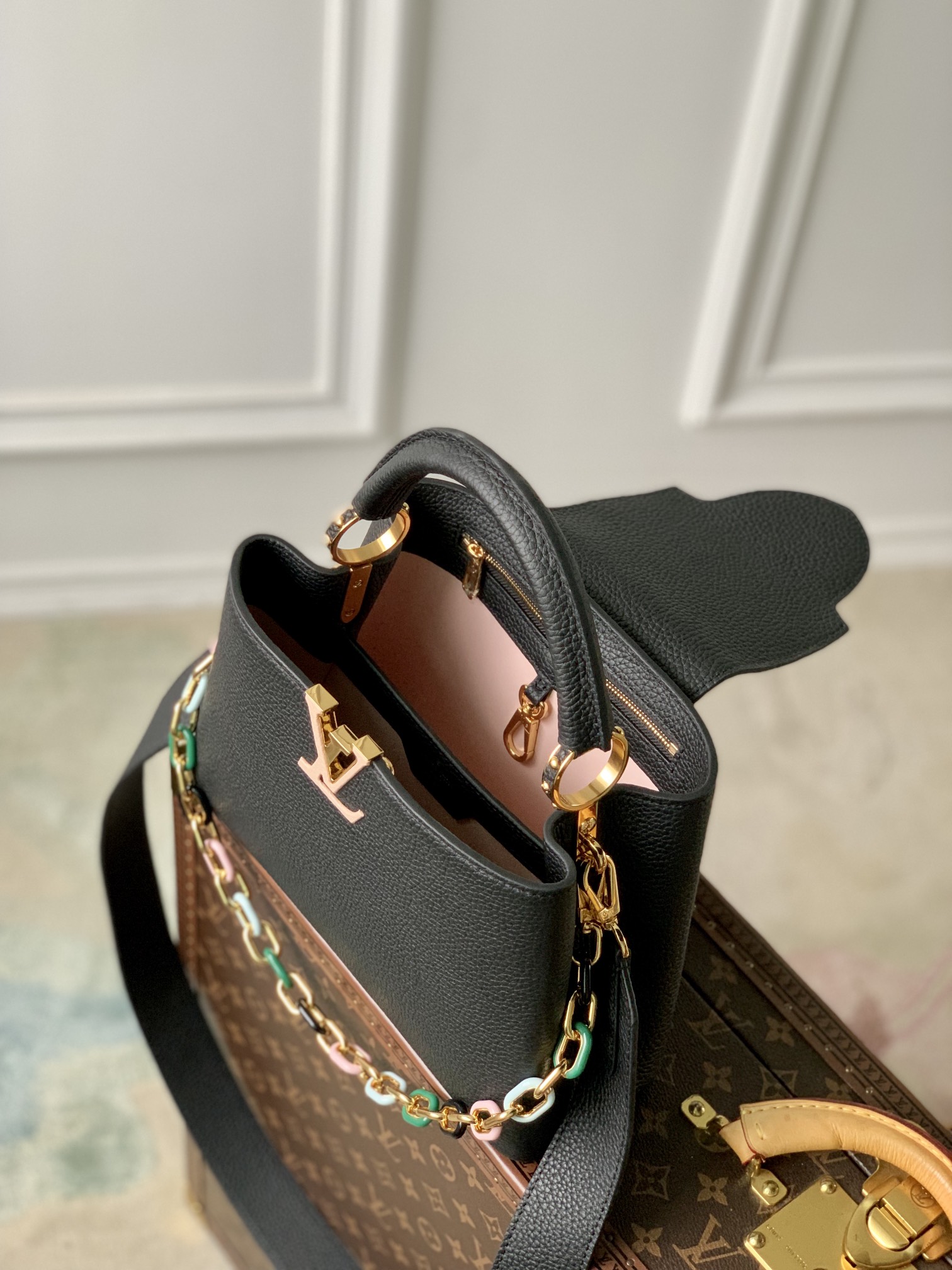 l**is V*t*n capucines bb-m21164-27*18*9cm