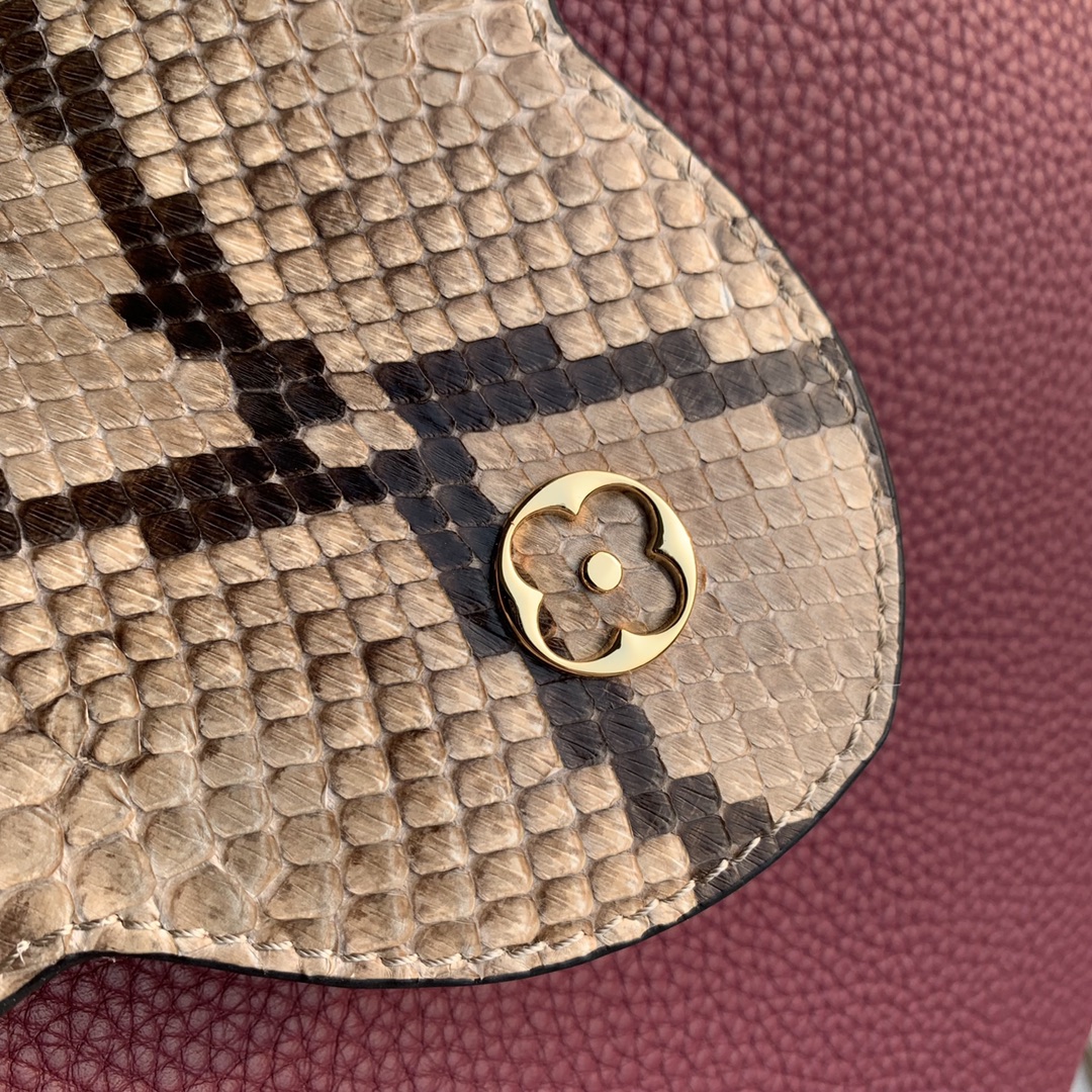 l**is V*t*n capucines bb-m21164-27*18*9cm