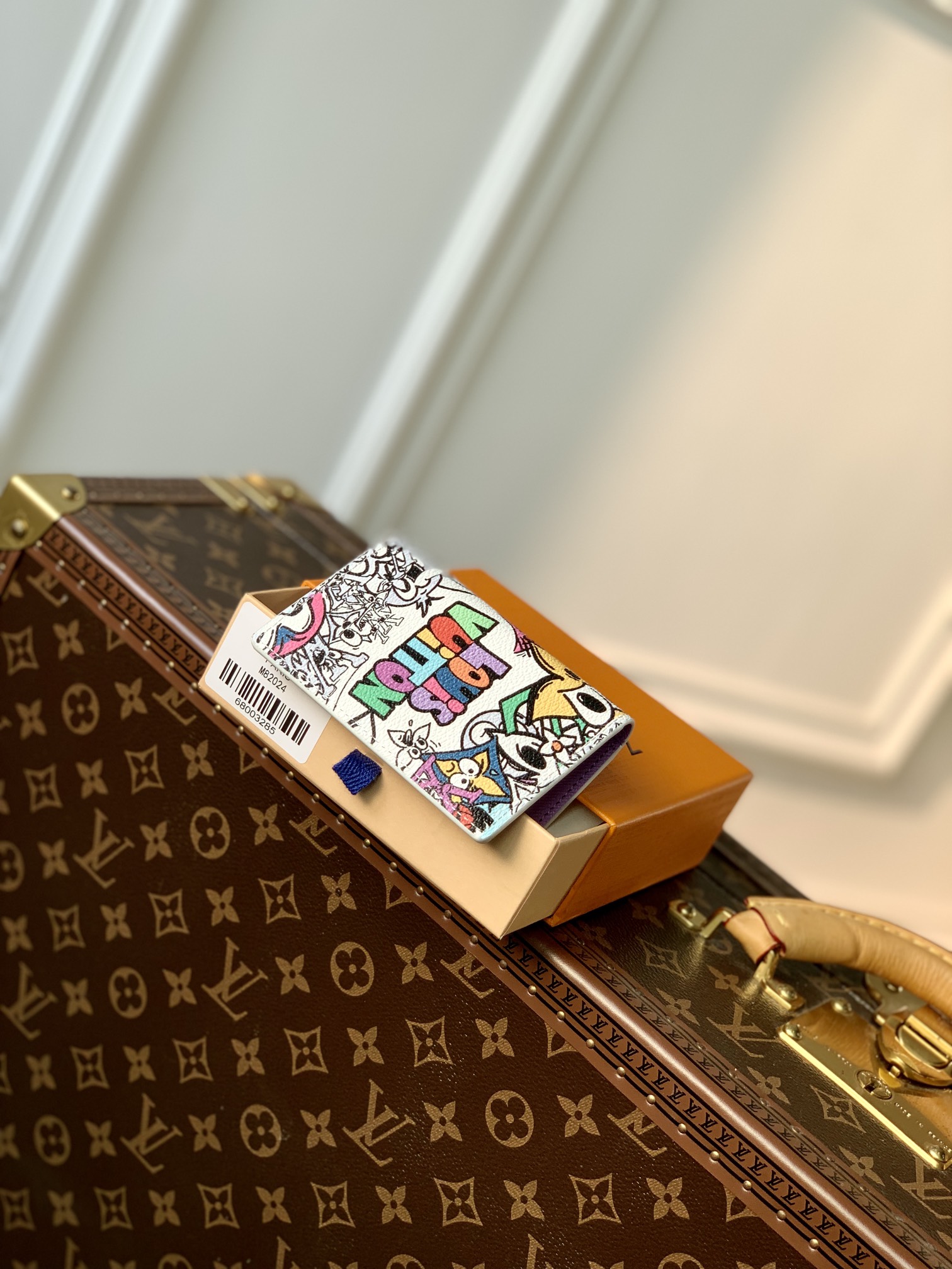 l**is V*t*n wallet-7.5 x 11.1 x 1.0cm