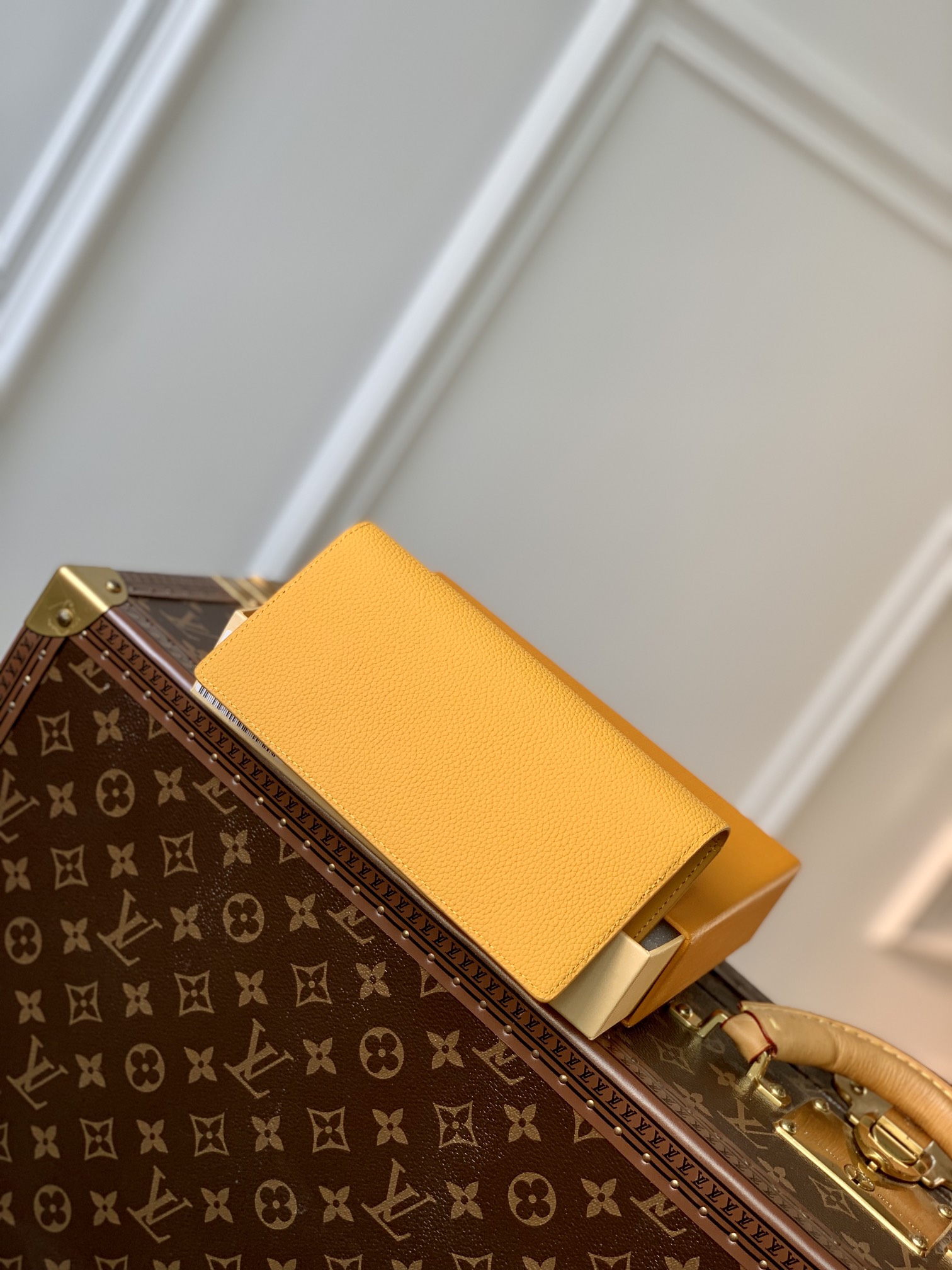 l**is V*t*n brazza wallet-10*19*2cm