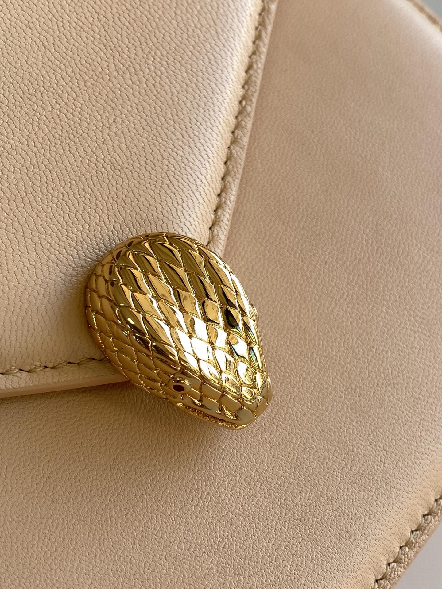 B*l*ai serpenti forever bag-19*13.5*6cm