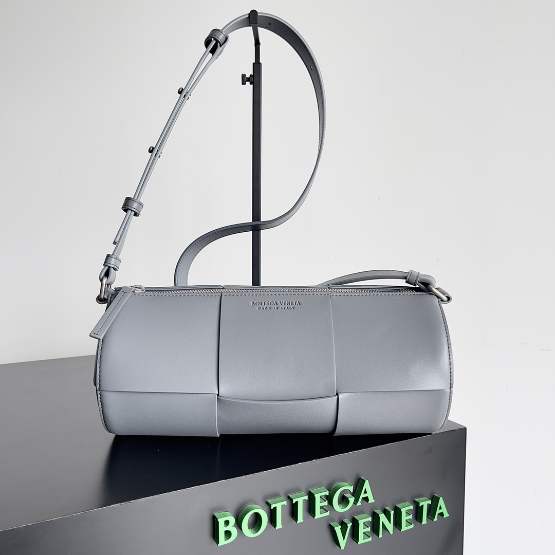 Bo*te*ga ve*ne*ta arco bag-31*14*14cm