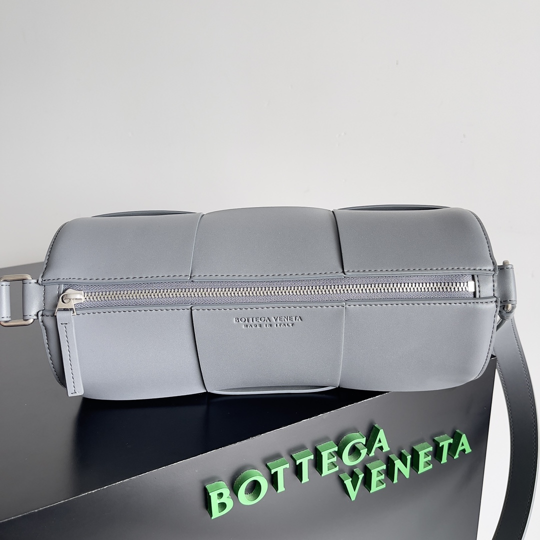 Bo*te*ga ve*ne*ta arco bag-31*14*14cm