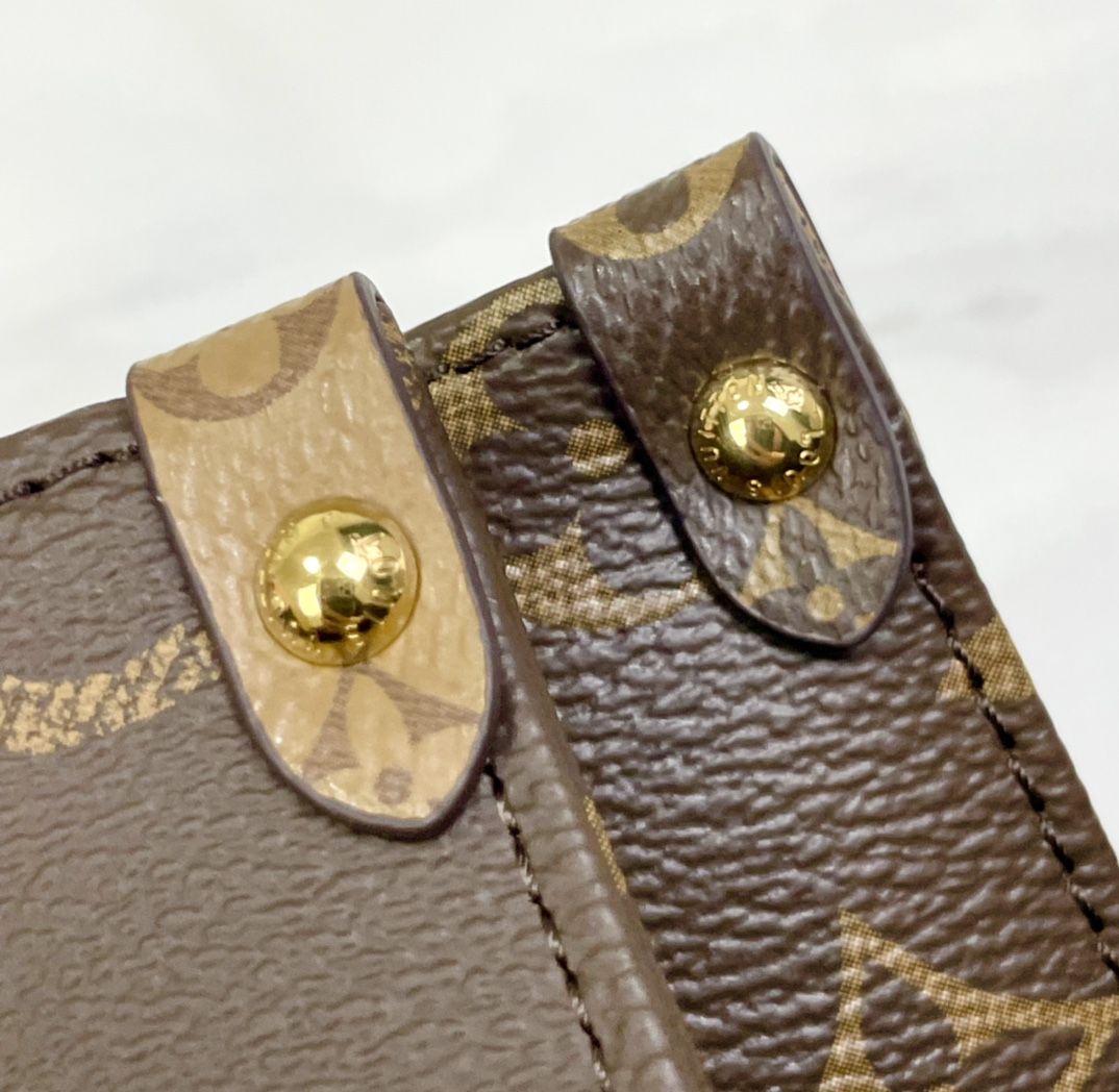 l**is V*t*n onthego handbag-25*19*11.5 cm