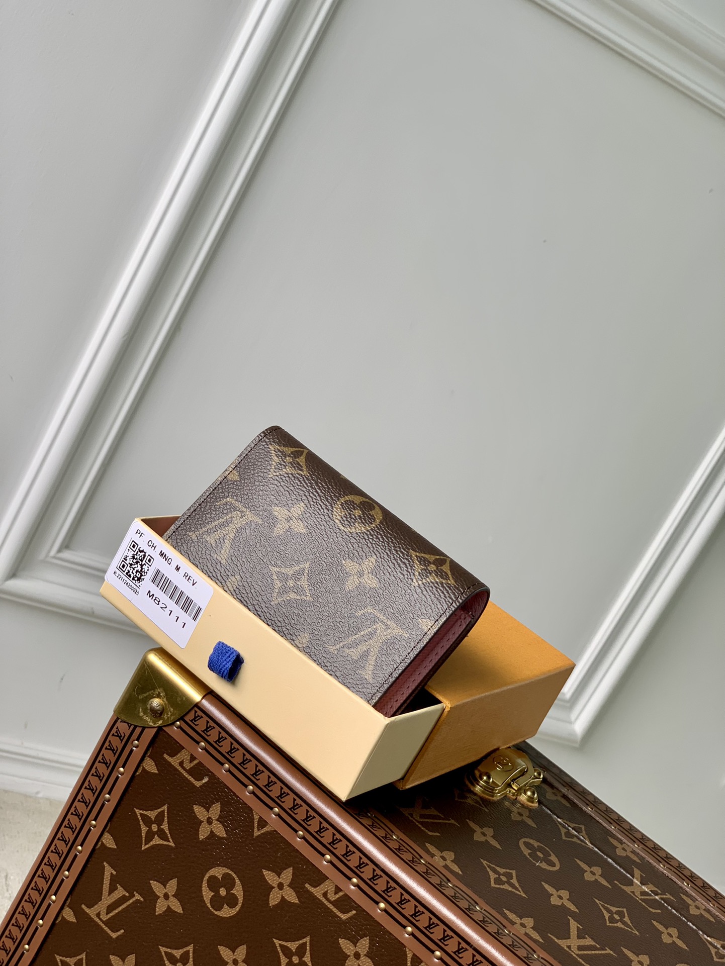 l**is V*t*n &yk wallet m82111-12×9.5×1.5cm