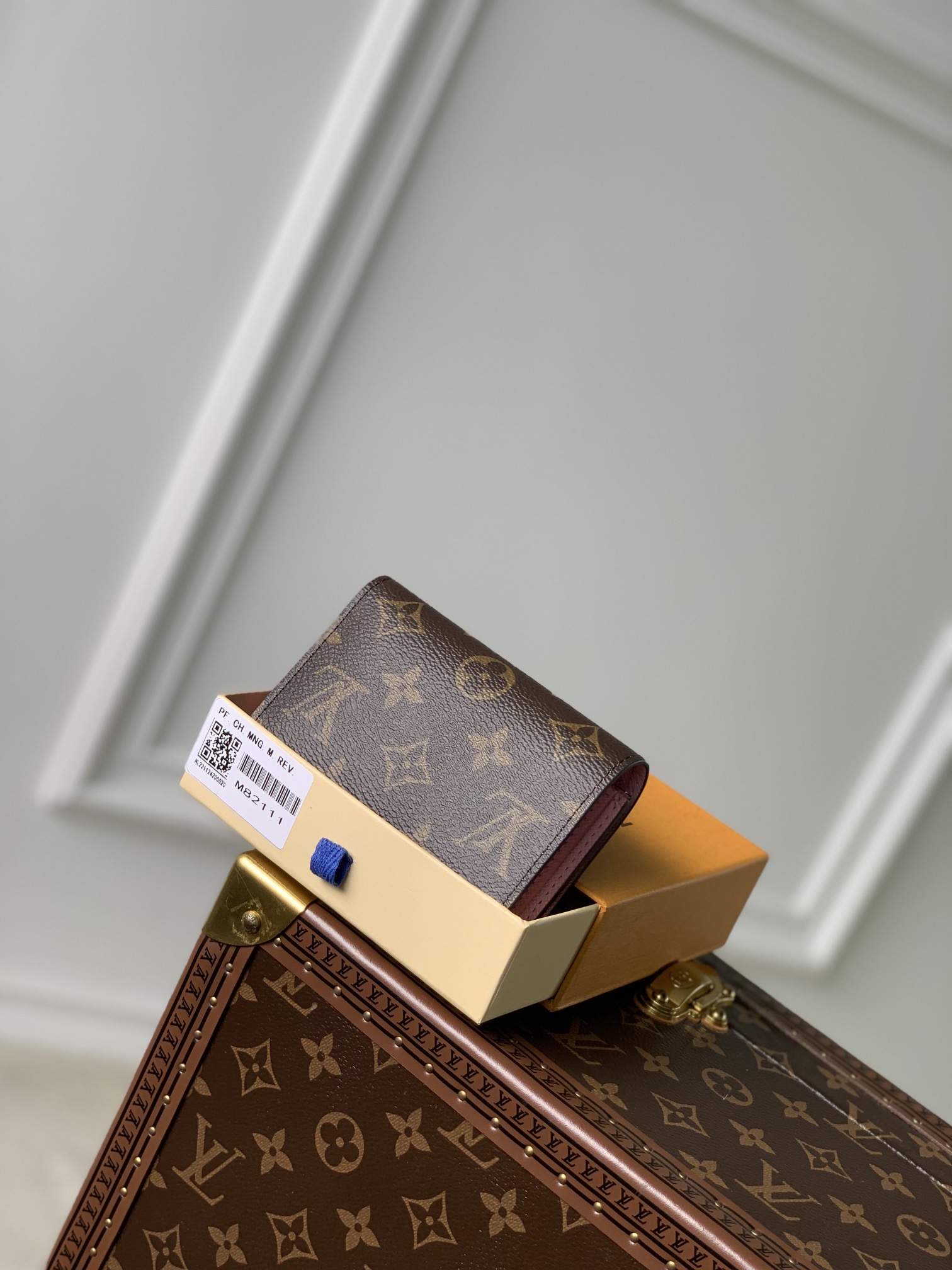 l**is V*t*n &yk wallet m82111-12×9.5×1.5cm