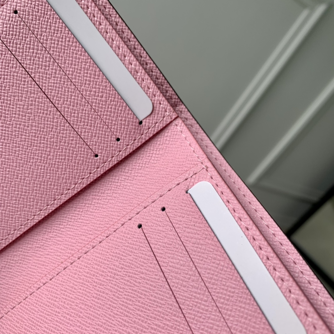 l**is V*t*n &yk wallet m82111-12×9.5×1.5cm