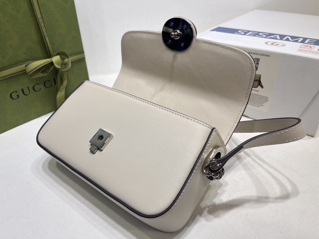 G*u*i petite gg bag-21x 10x 5cm