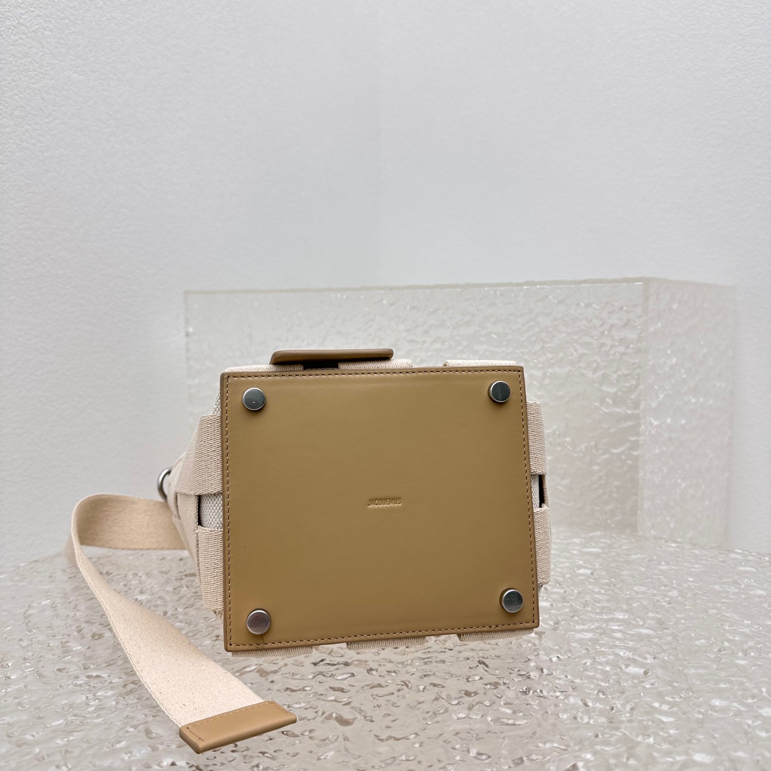 Jacquemus Le Bisou Bag -16*24*14CM