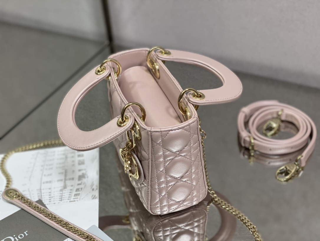 lady D*or mini-17*15*8cm