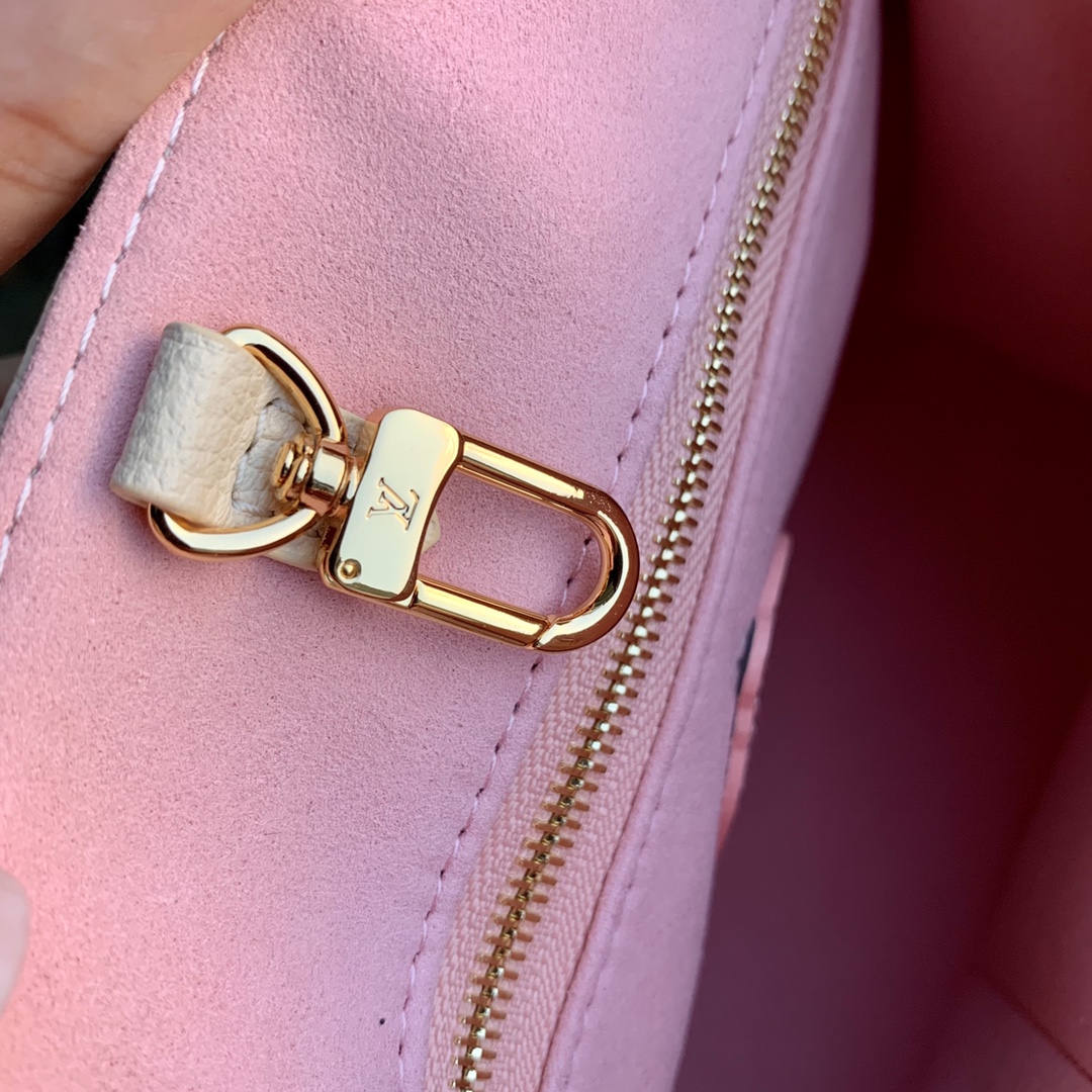 l**is V*t*n onthego handbag- m21732-25*19*11.5 cm