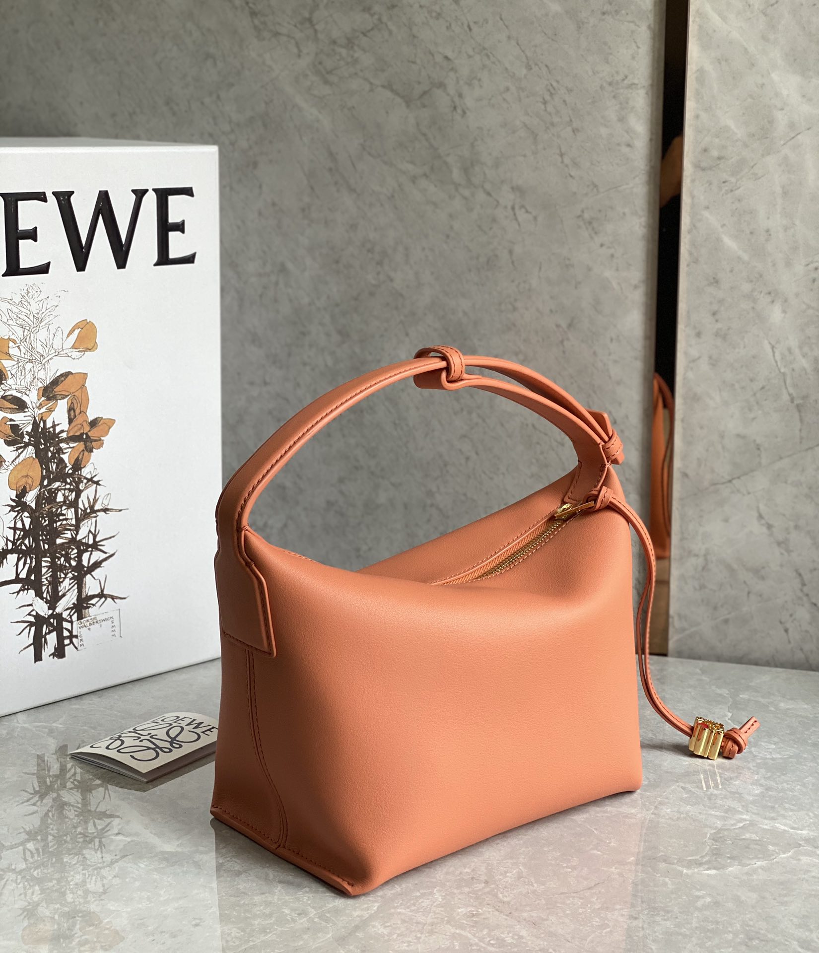 Loewe Cubi Bag-20.5×17×12.5CM