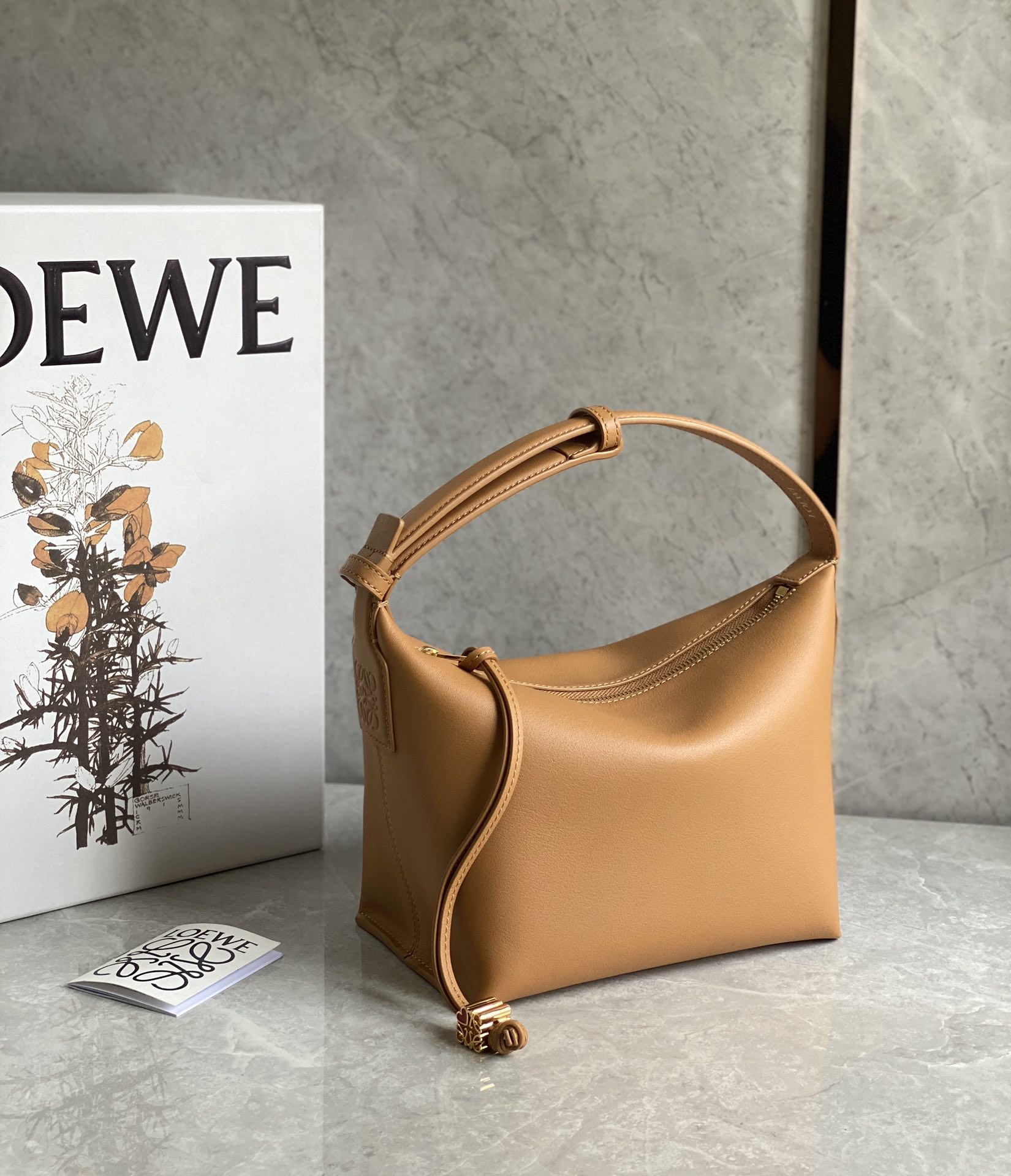 Loewe Cubi Bag-20.5×17×12.5CM