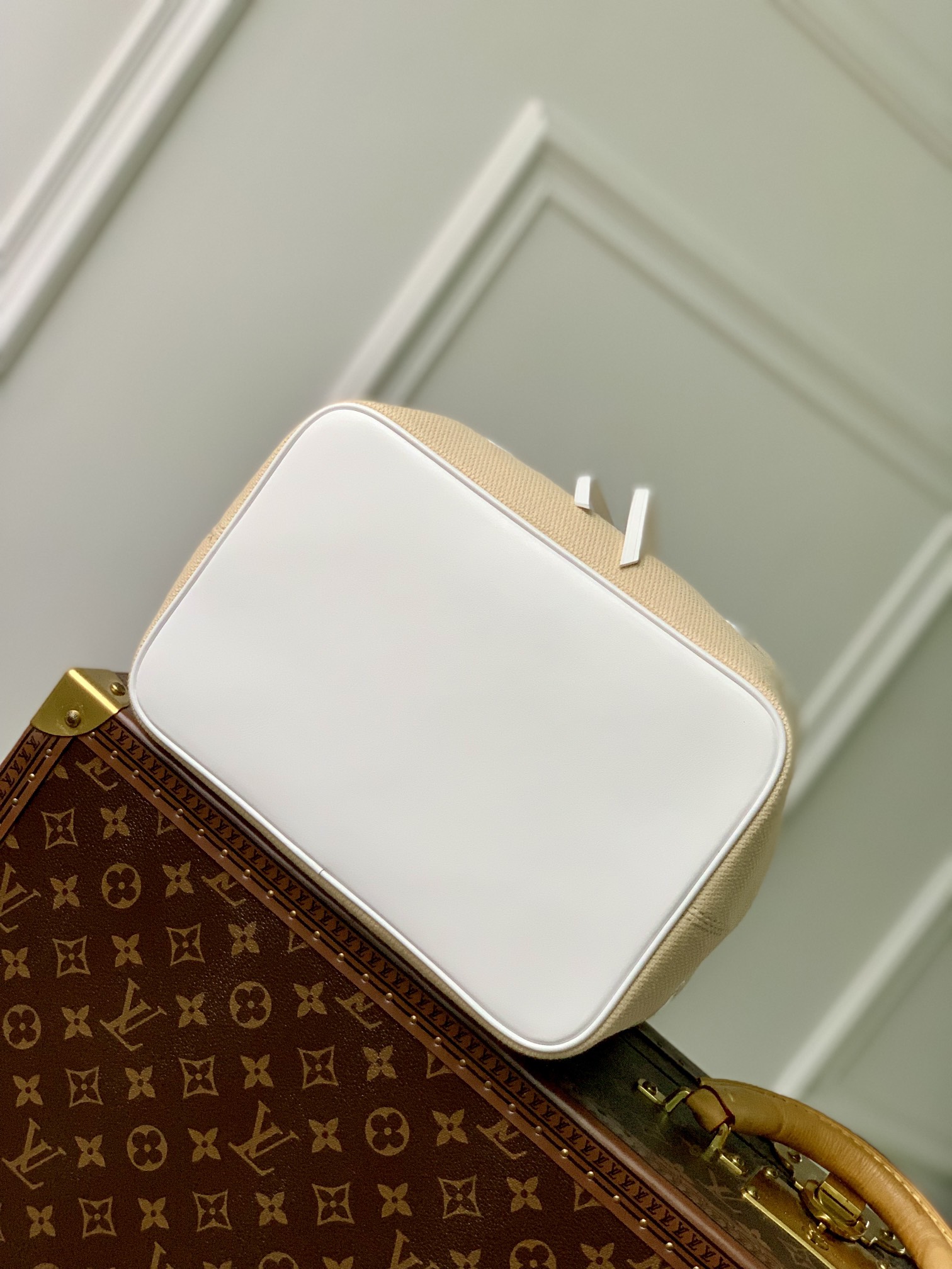 l**is V*t*n néonoé bucket bag -m23080-26x22x27cm