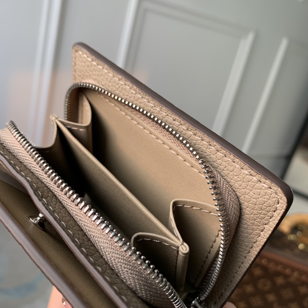 l**is V*t*n wallet-m80817-11×8.5×3.5cm