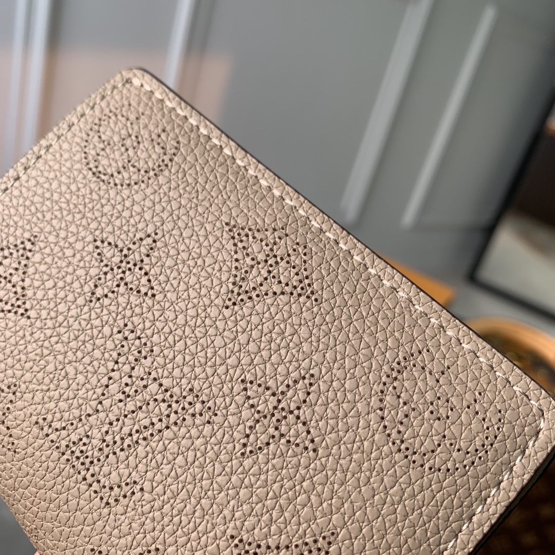 l**is V*t*n wallet-m80817-11×8.5×3.5cm