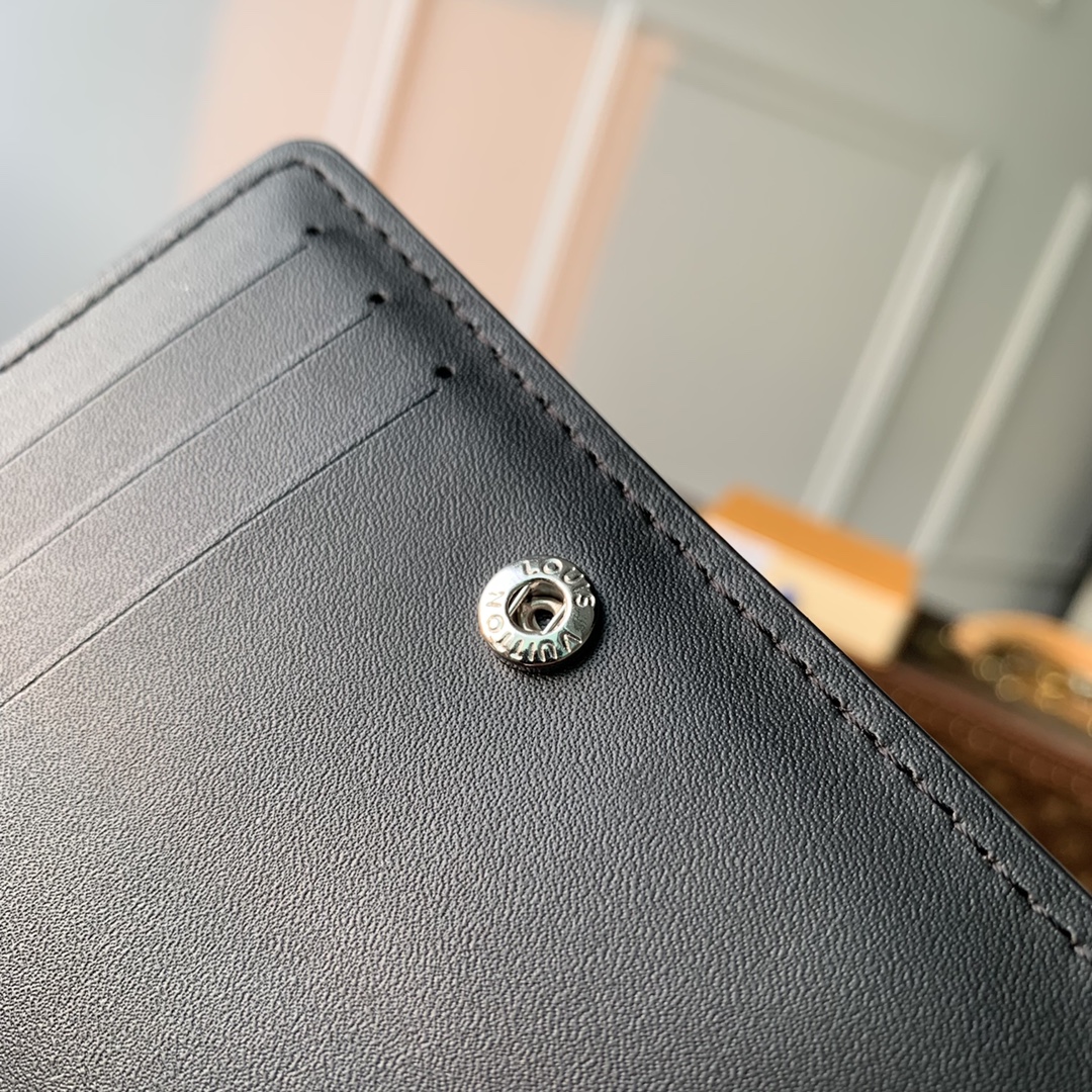 l**is V*t*n wallet-m80817-11×8.5×3.5cm