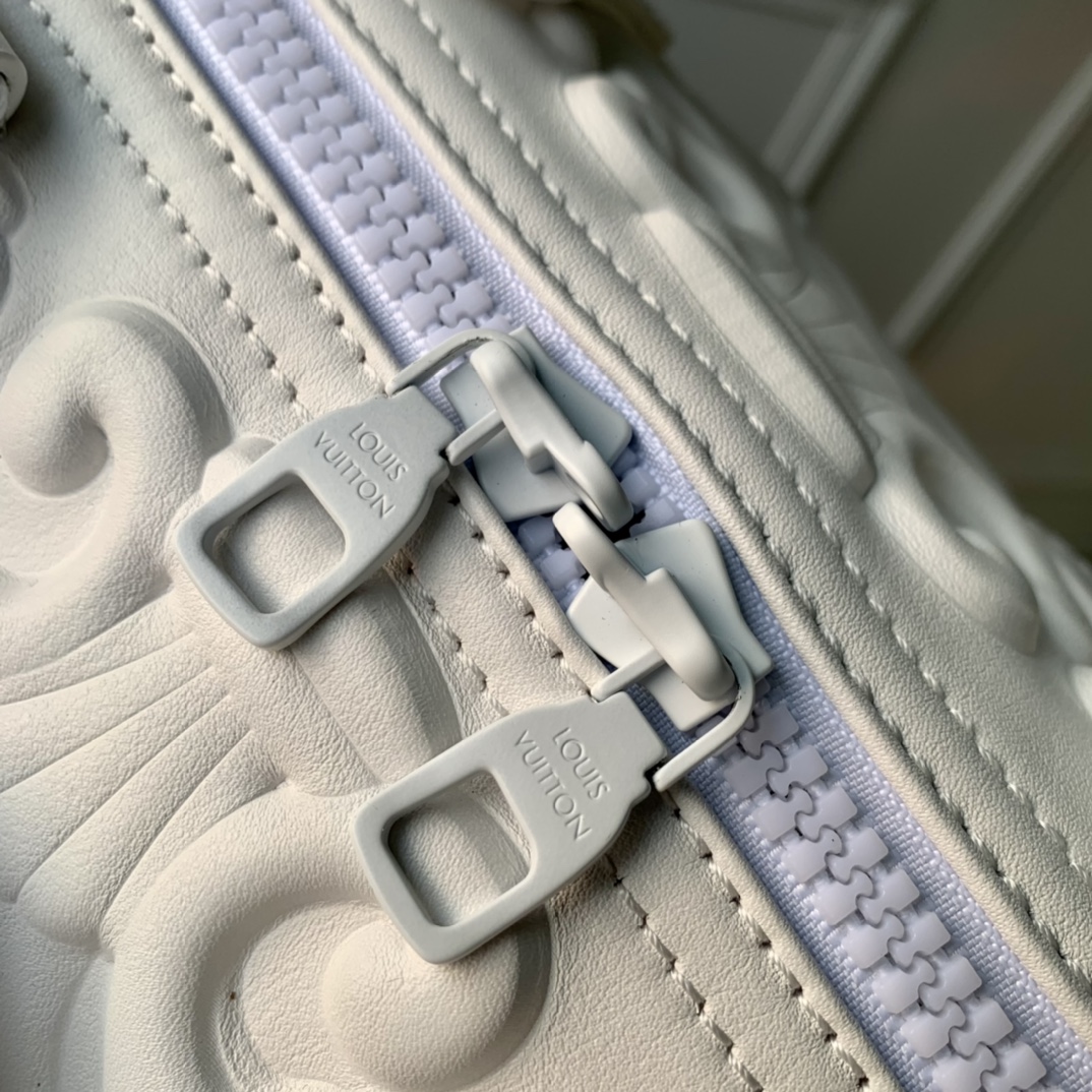 l**is V*t*n keepall bandouliÈre 50-m21863-50 x 29 x 23cm