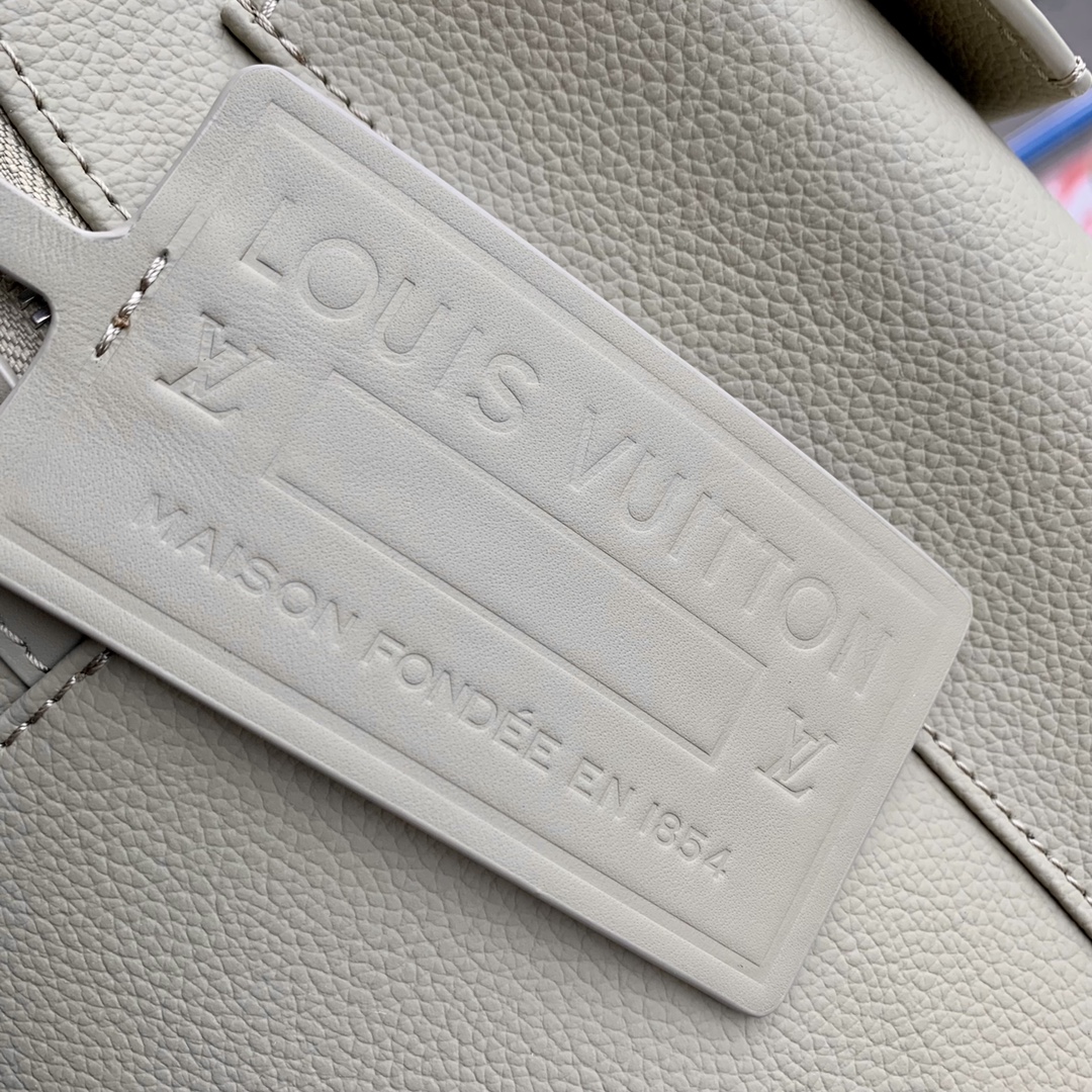 l**is V*t*n aerogram backpack m22503-43*30*14cm