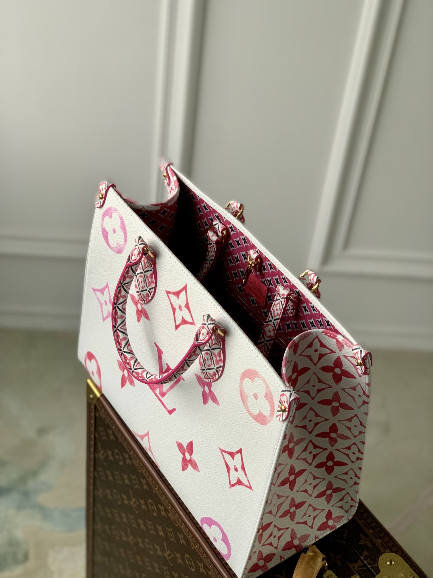 l**is V*t*n onthego handbag-m22975-35 x 27 x 14 cm