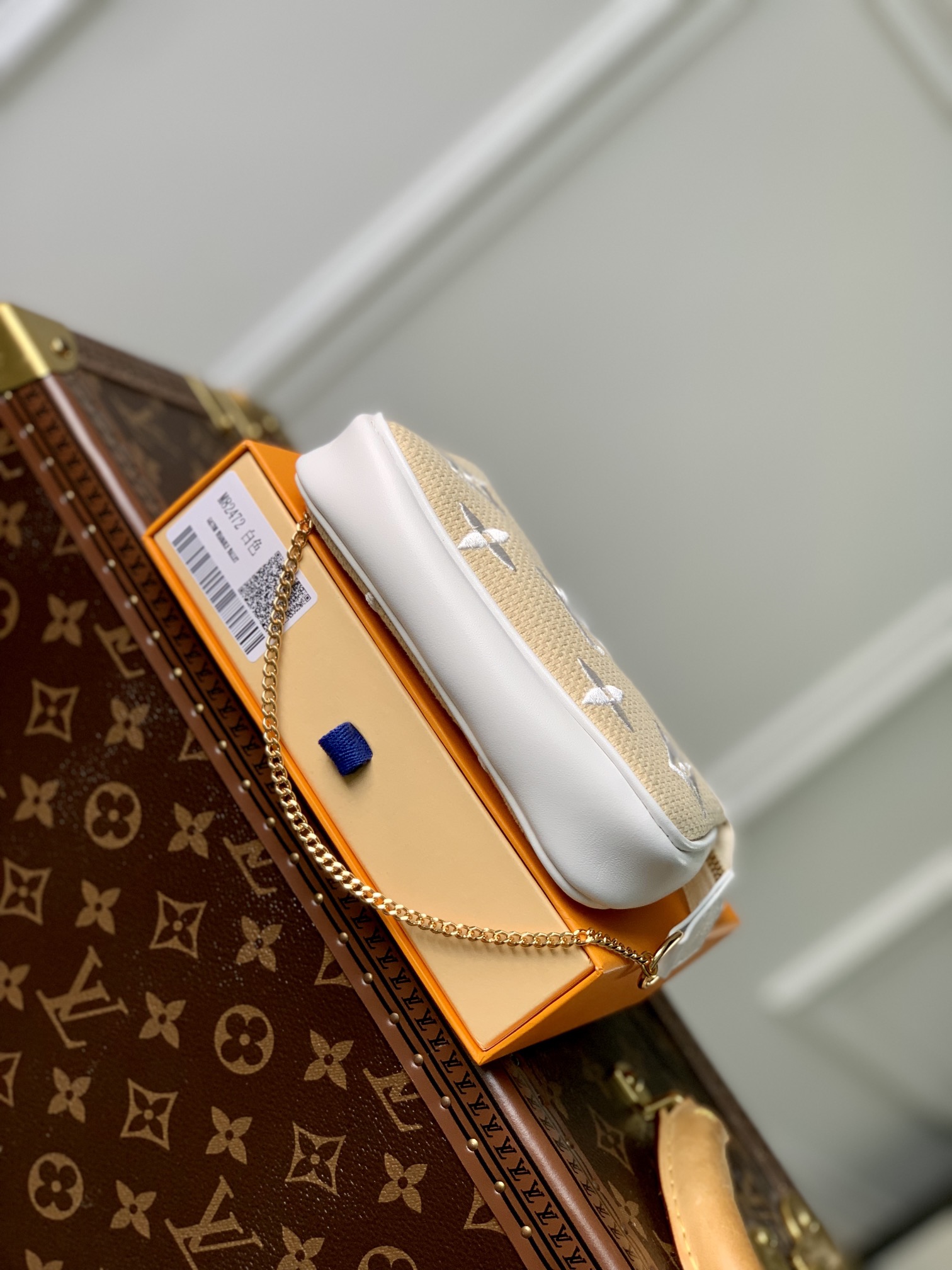 l**is V*t*n mini pochette accessories-15.5 x 10.5 x 4cm