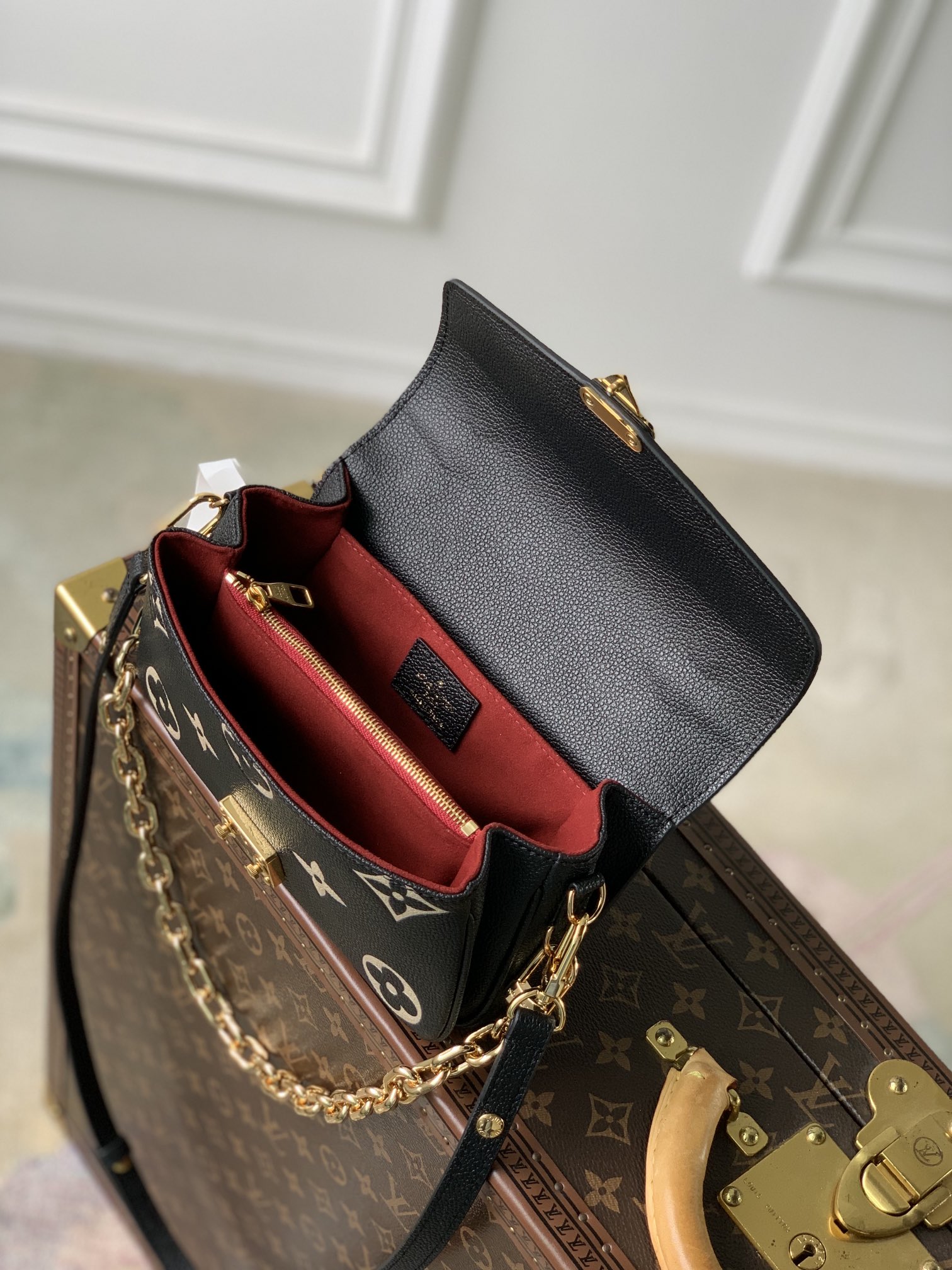 l**is V*t*n pochette metis east west handbags- 21.5 x 13.5 x 6cm