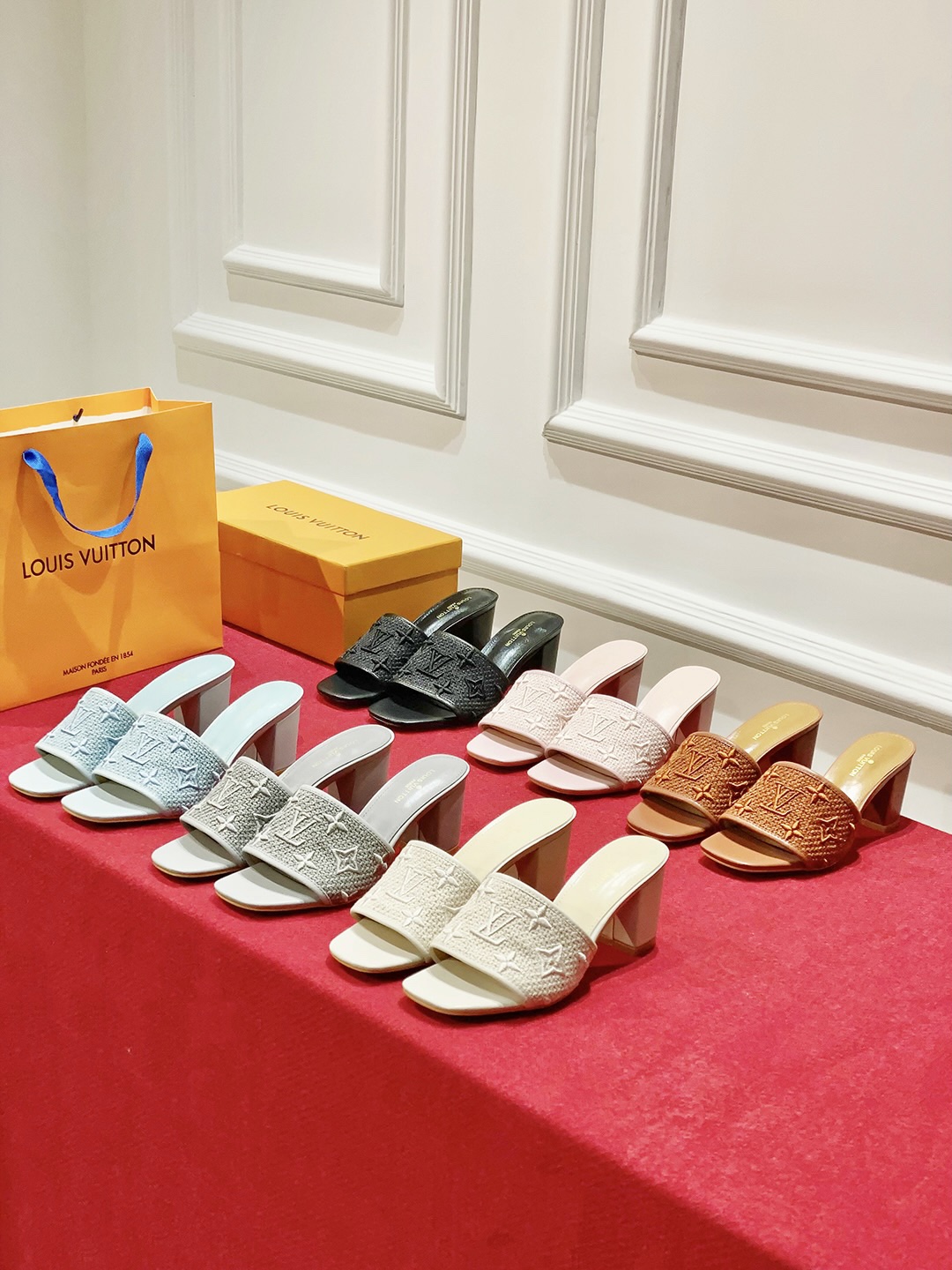 l**is V*t*n slippers-6.5cm