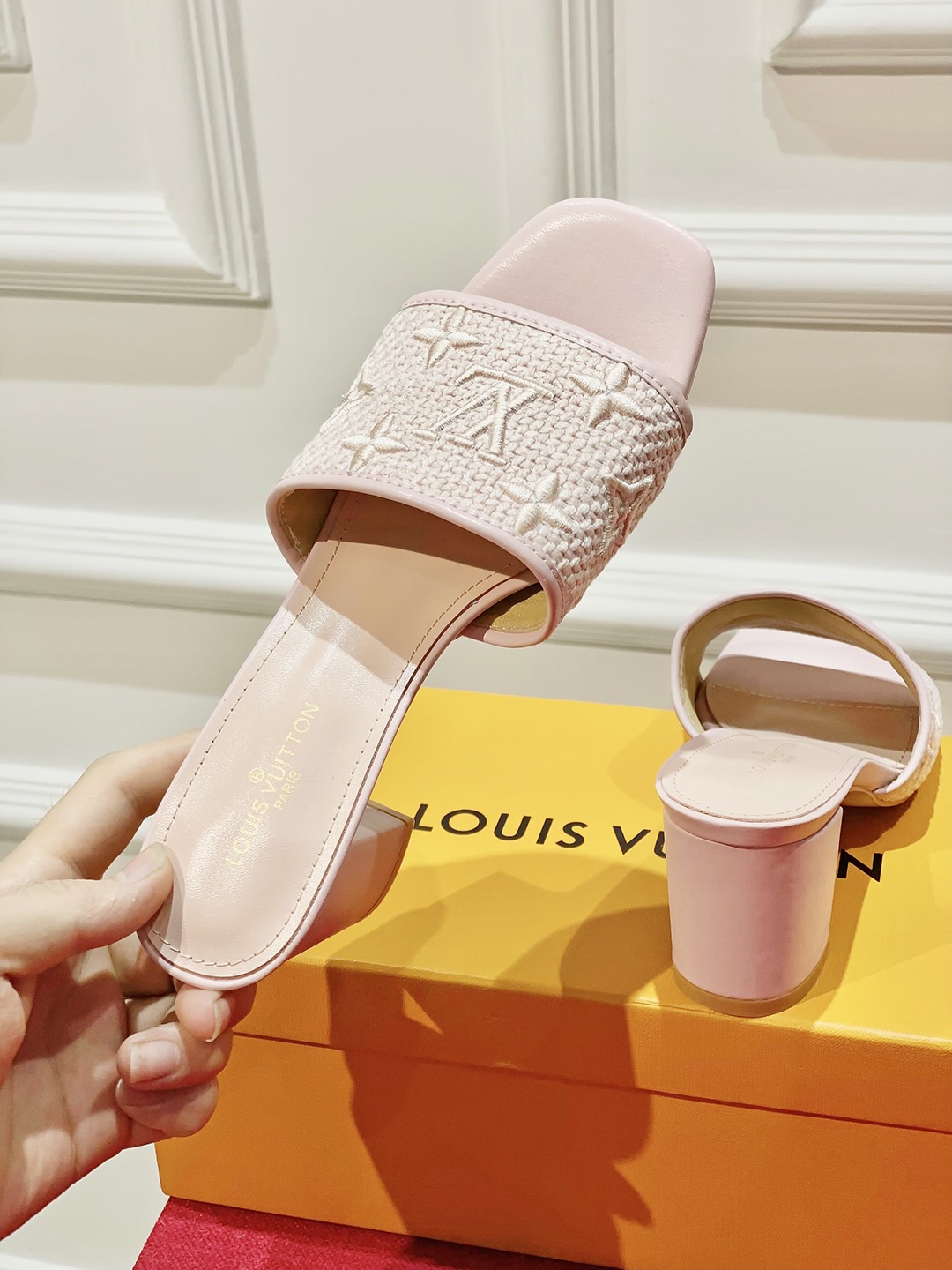 l**is V*t*n slippers-6.5cm