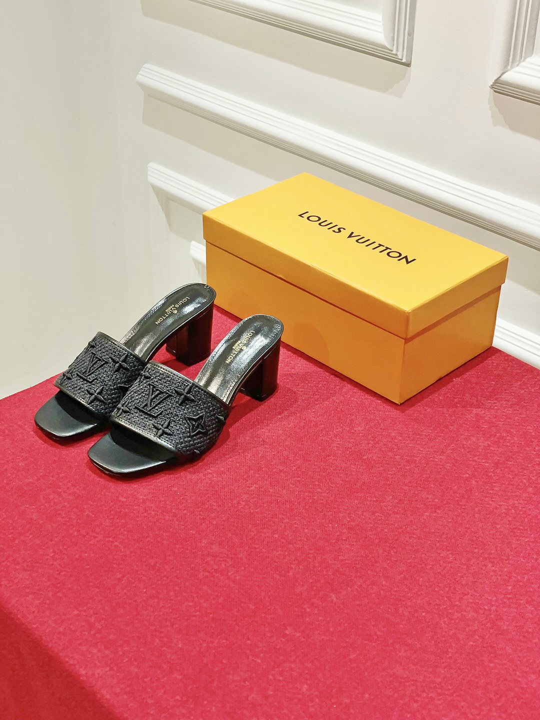 l**is V*t*n slippers-6.5cm