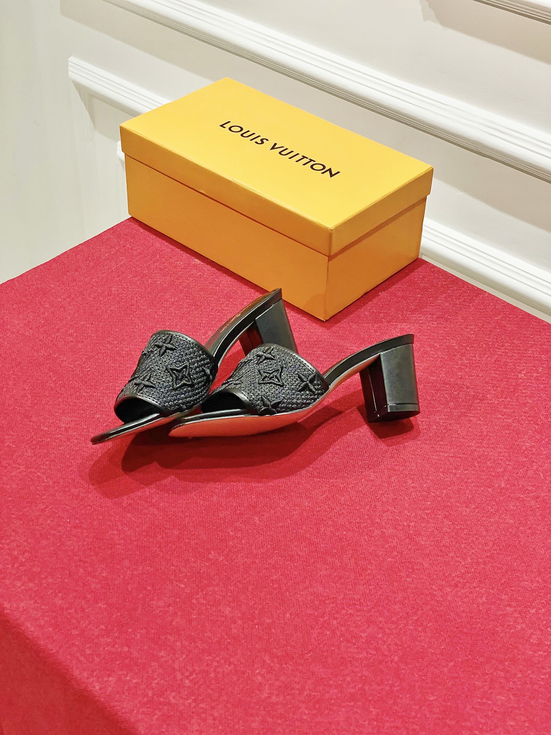 l**is V*t*n slippers-6.5cm