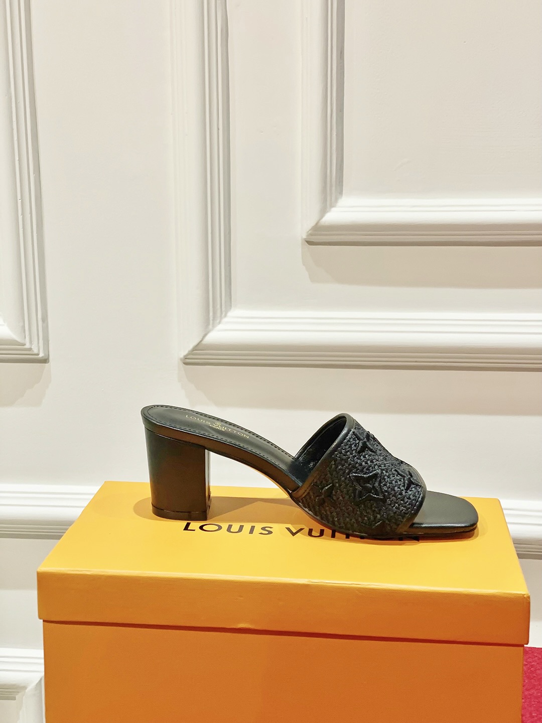 l**is V*t*n slippers-6.5cm