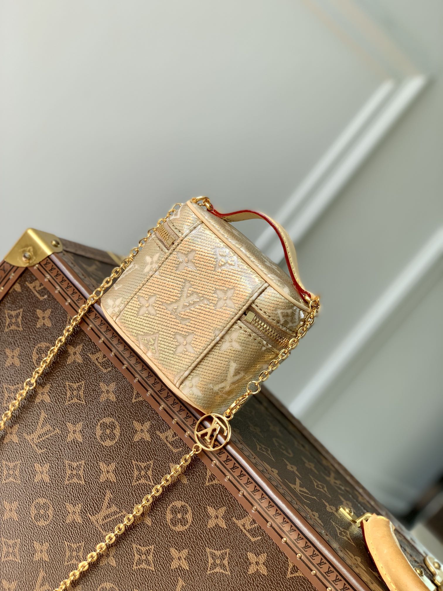 l**is V*t*n micro vanity-11*10*8cm