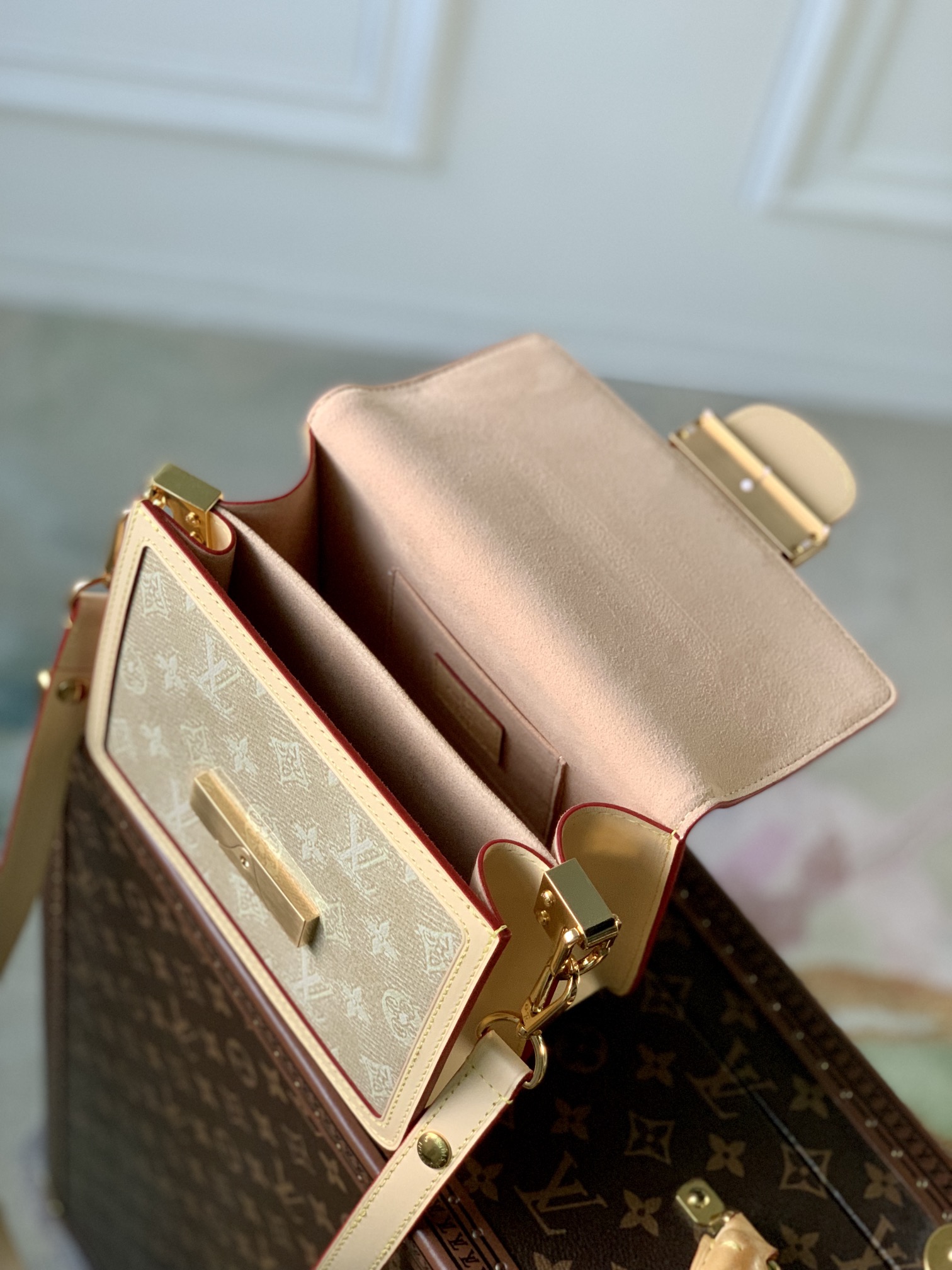 l**is V*t*n mini dauphine bag-20*15*9cm