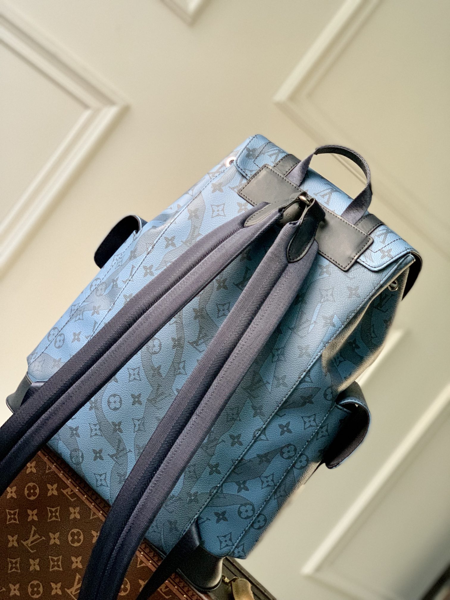 l**is V*t*n x yk christopher backpack m21978-38*44*21cm