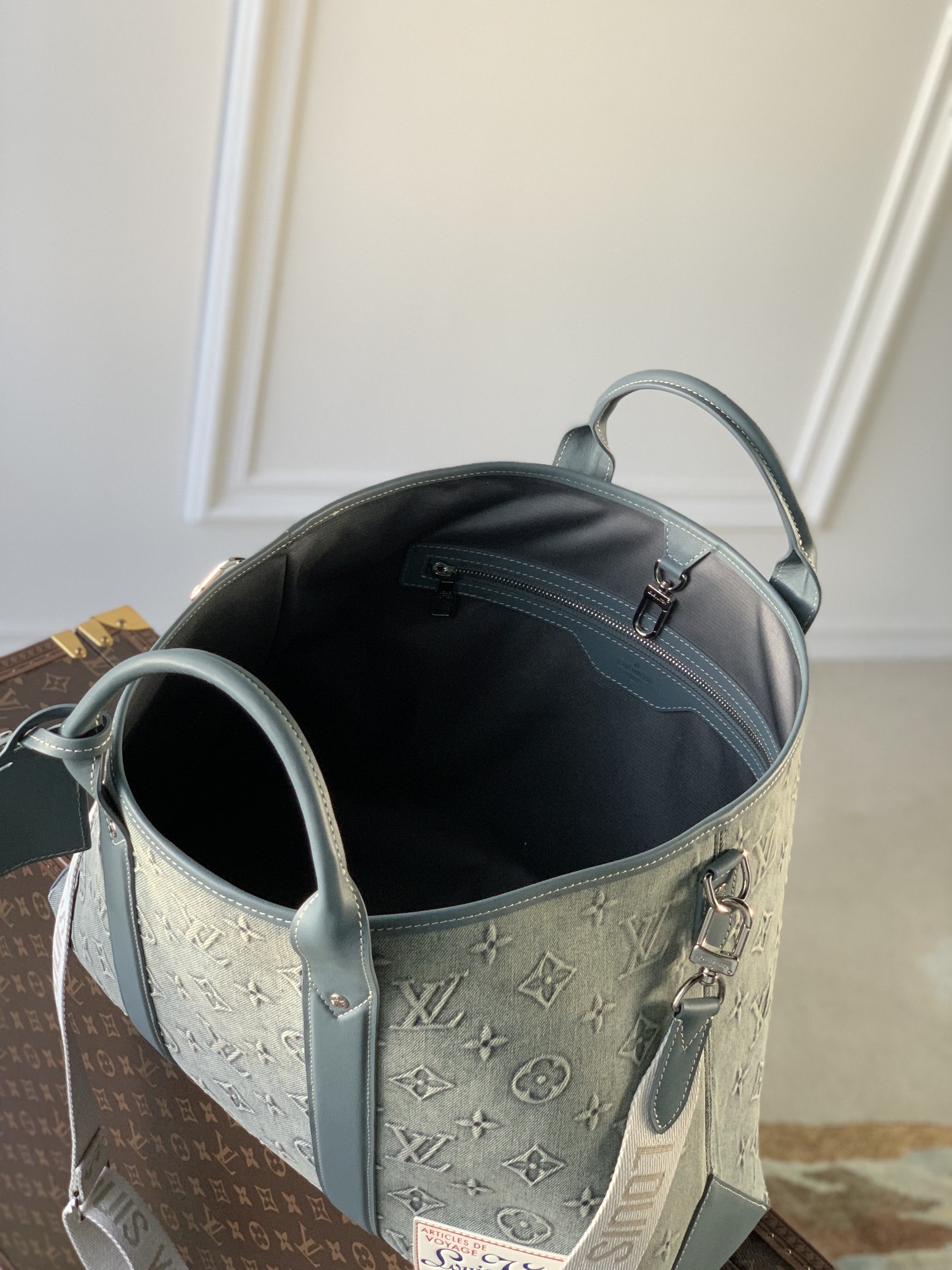 l**is V*t*n week-end tote -38.5*29*11cm