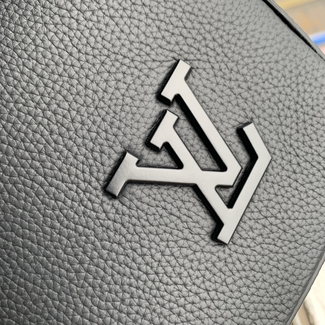 l**is V*t*n tote aerogram briefcase-m22481-38 x 32.5 x 13cm