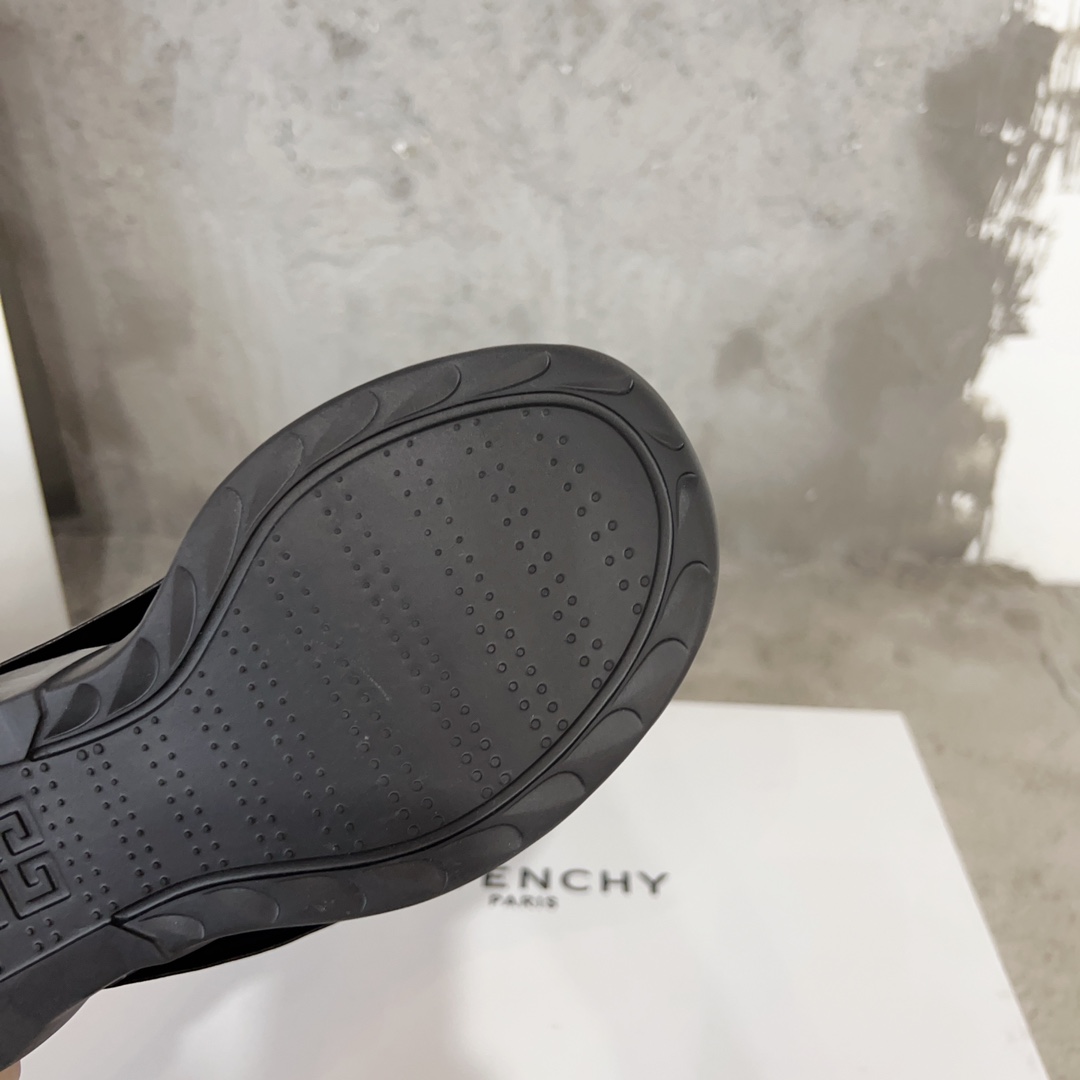 Givenchy Boots(EU35-41)