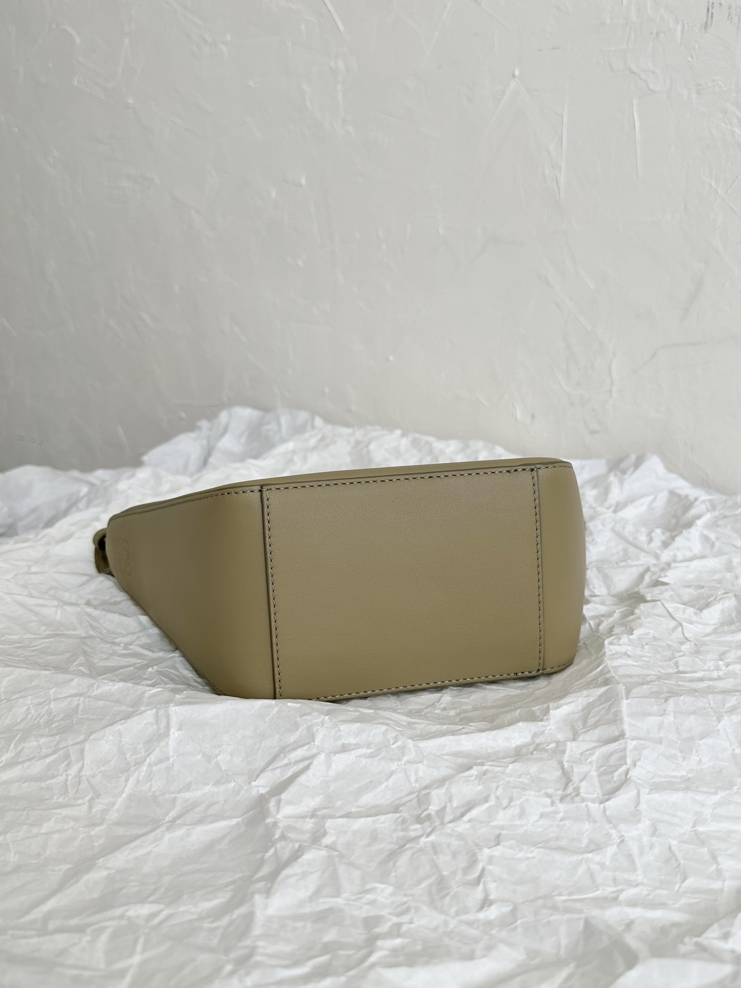 Loewe Hammock Hobo Bag-28*17*9.5CM