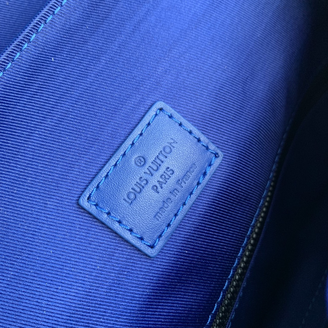 l**is V*t*n christopher backpack m46699-32*39*12cm