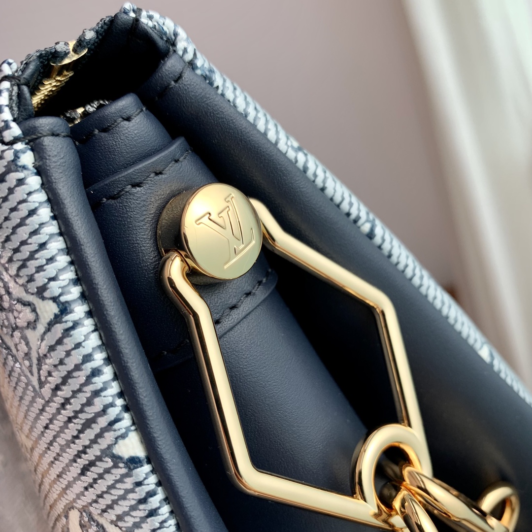 l**is V*t*n coussin handbags-m2295-26*20*12cm