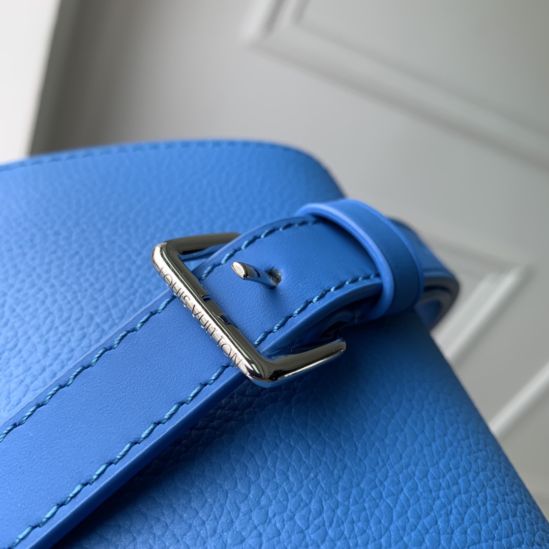 l**is V*t*n aerogram bag-m22481-17.3 x 12 x 7cm