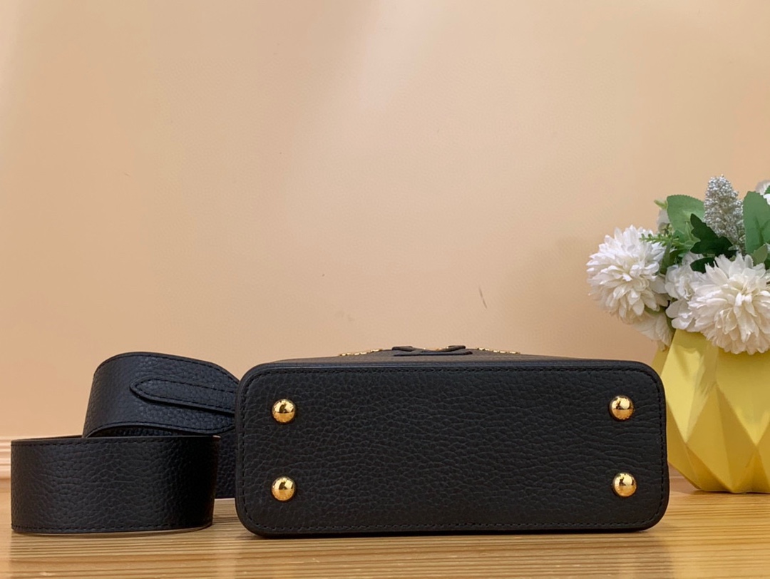 l**is V*t*n mini capucines handlebag-21*14*8cm