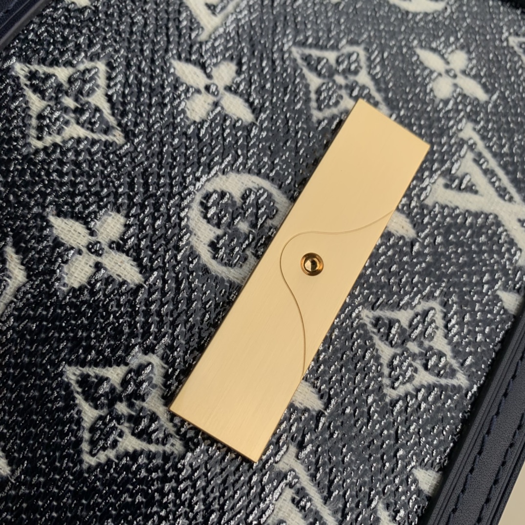 l**is V*t*n mini dauphine bag-20*15*9cm