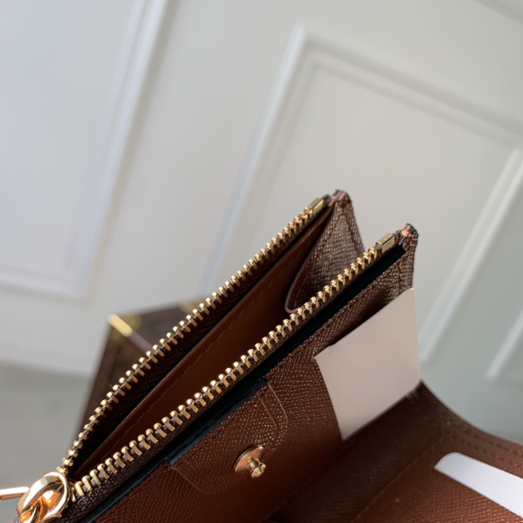 l**is V*t*n wallet- m82381-9×11.5×1.5cm