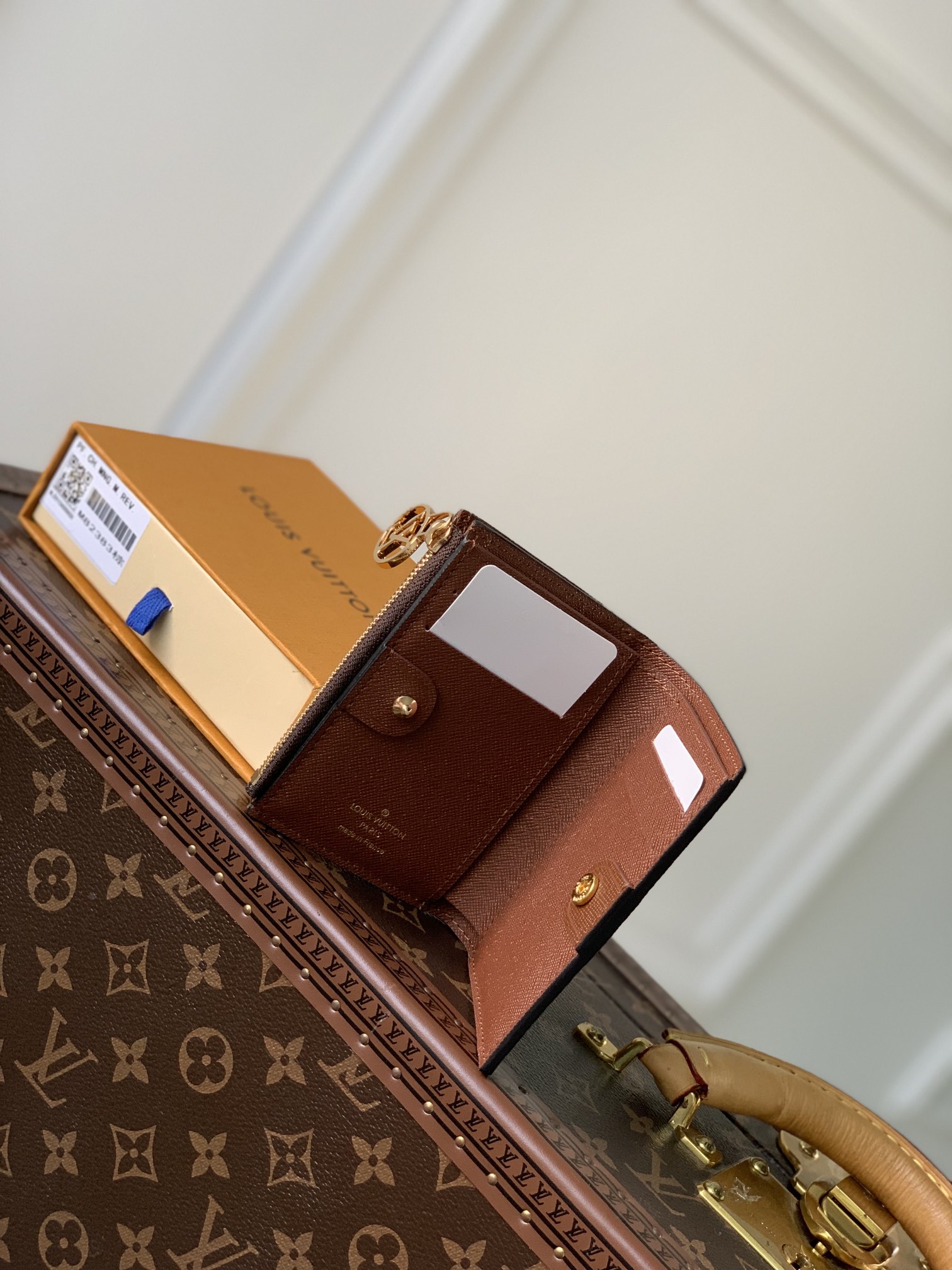 l**is V*t*n wallet- m82381-9×11.5×1.5cm